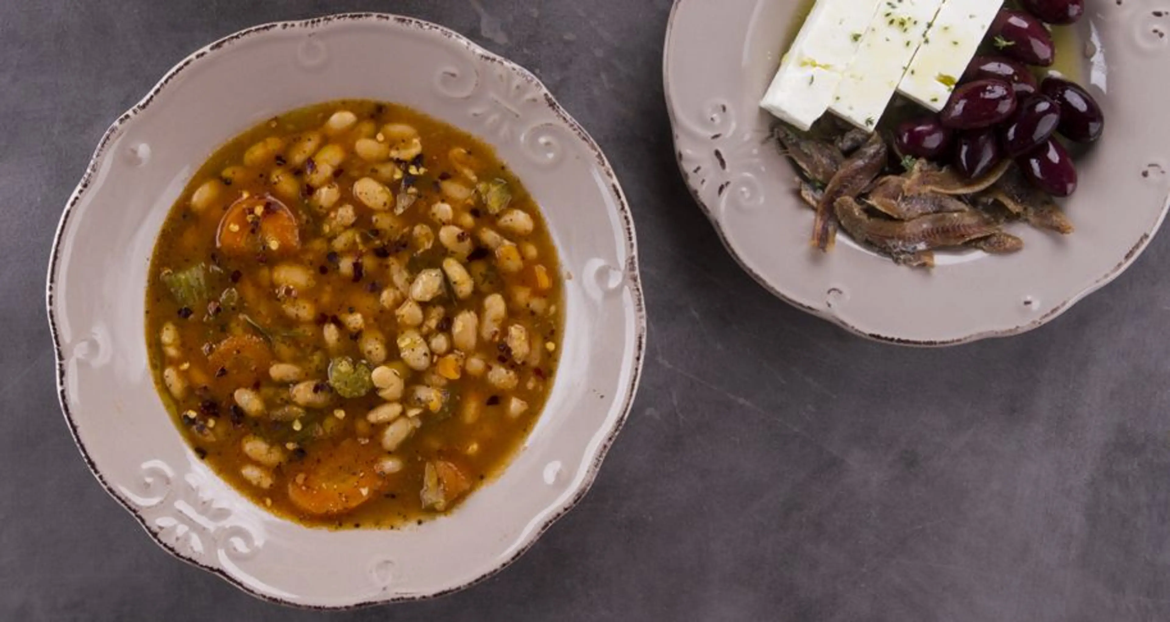 Greek white bean soup - Fasolada
