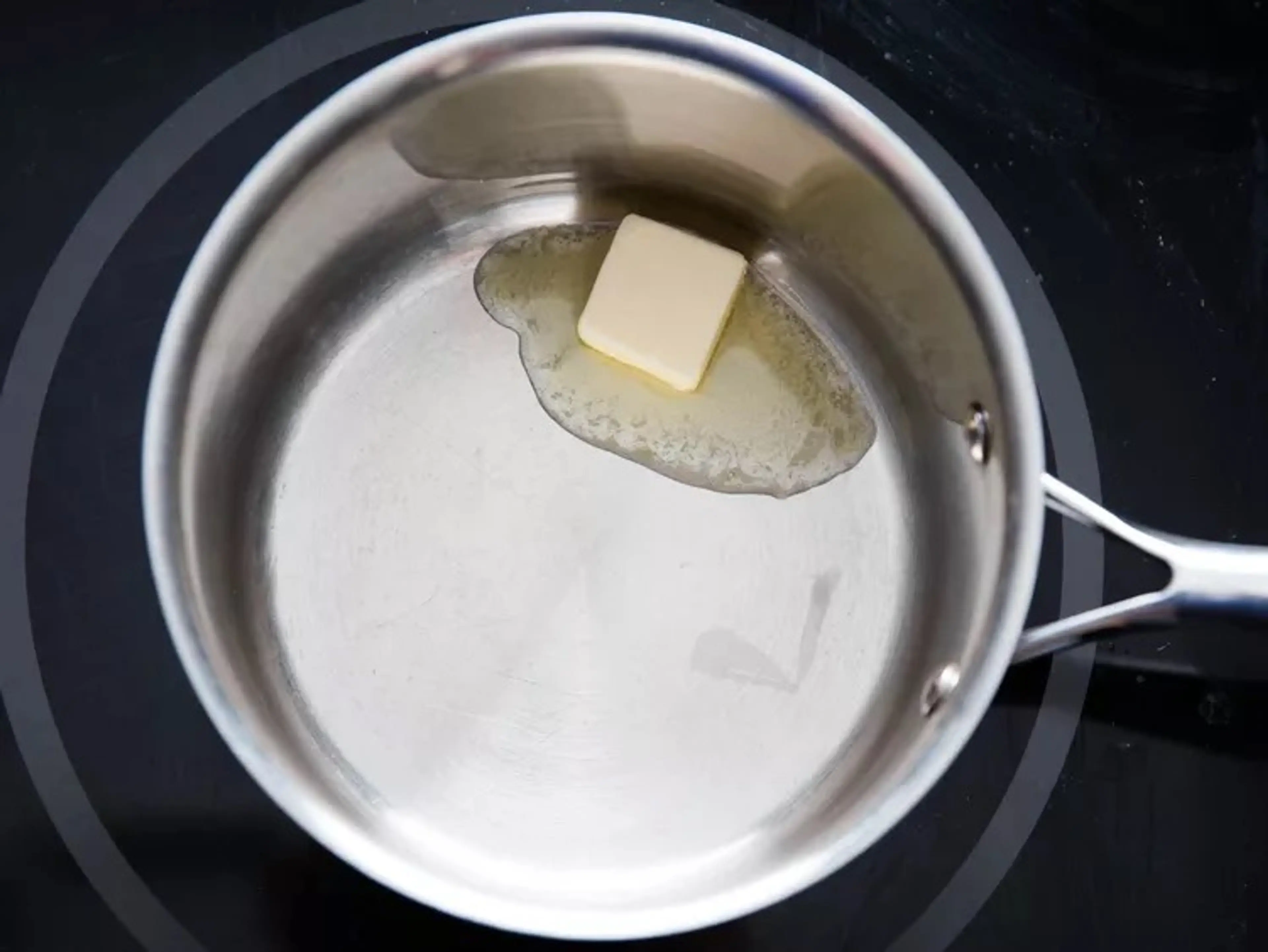 Classic Béchamel (White Sauce)