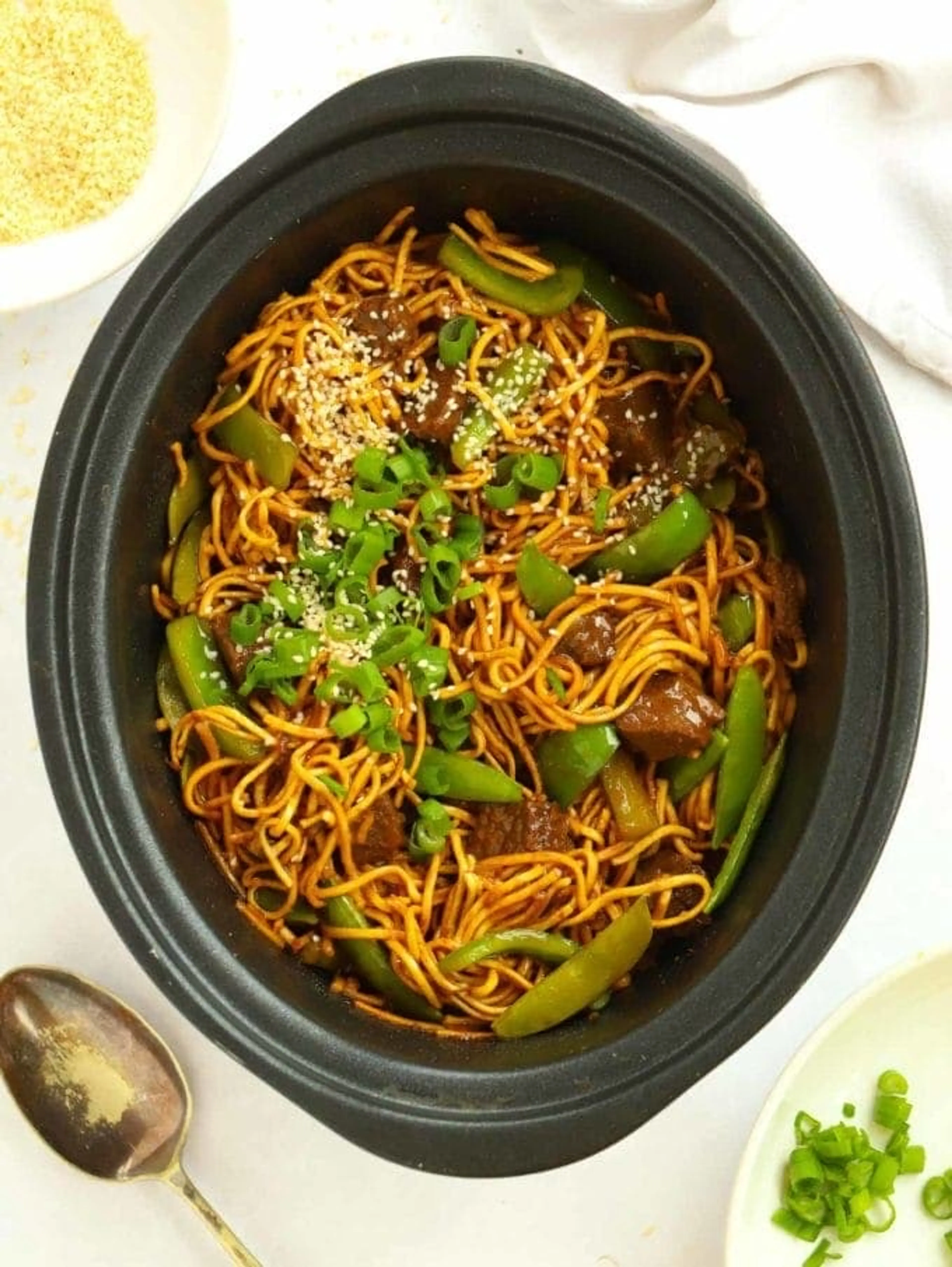 Slow Cooker Honey Garlic Beef Noodles
