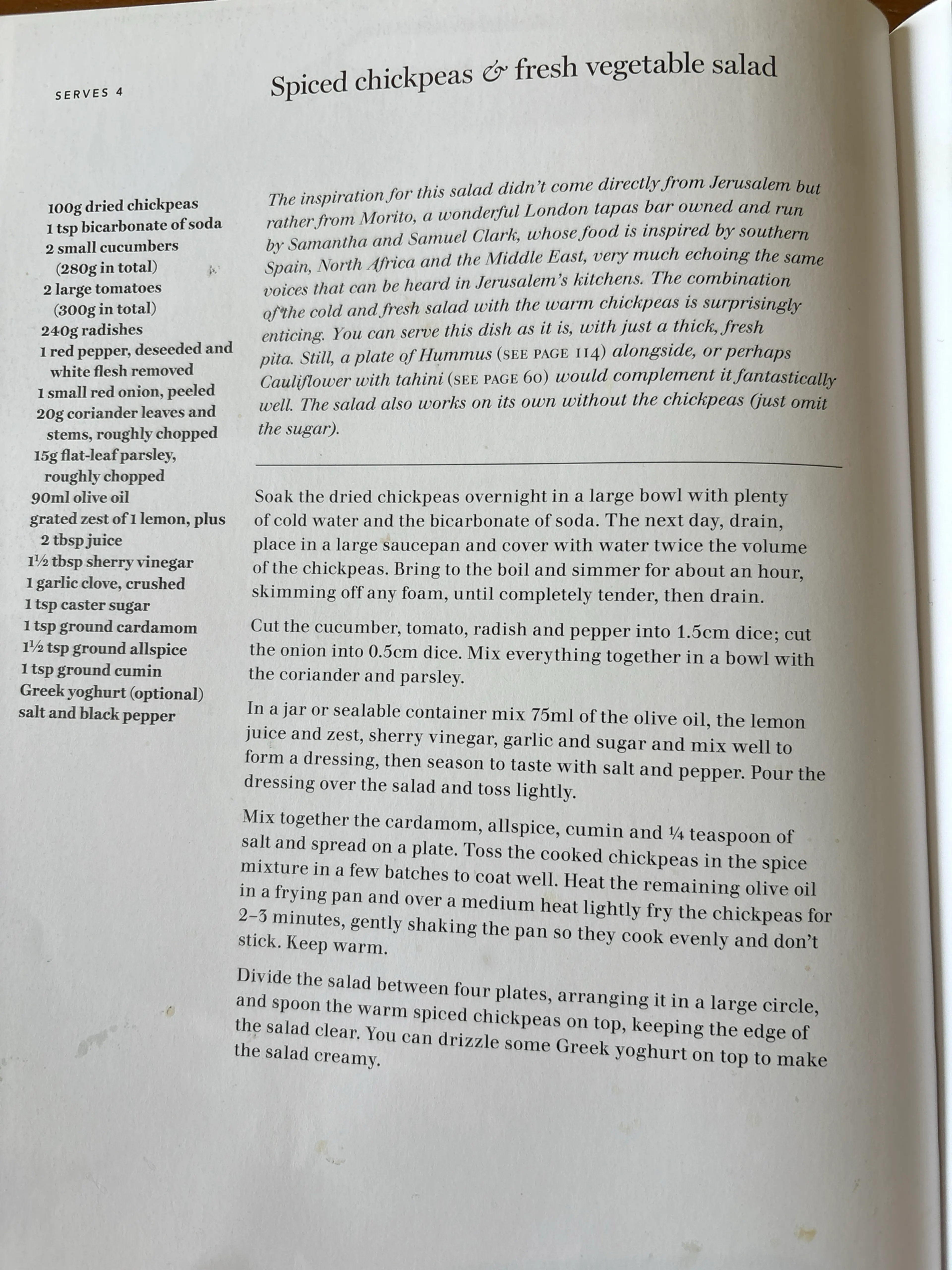 Spiced chickpeas & fresh vegetable salad