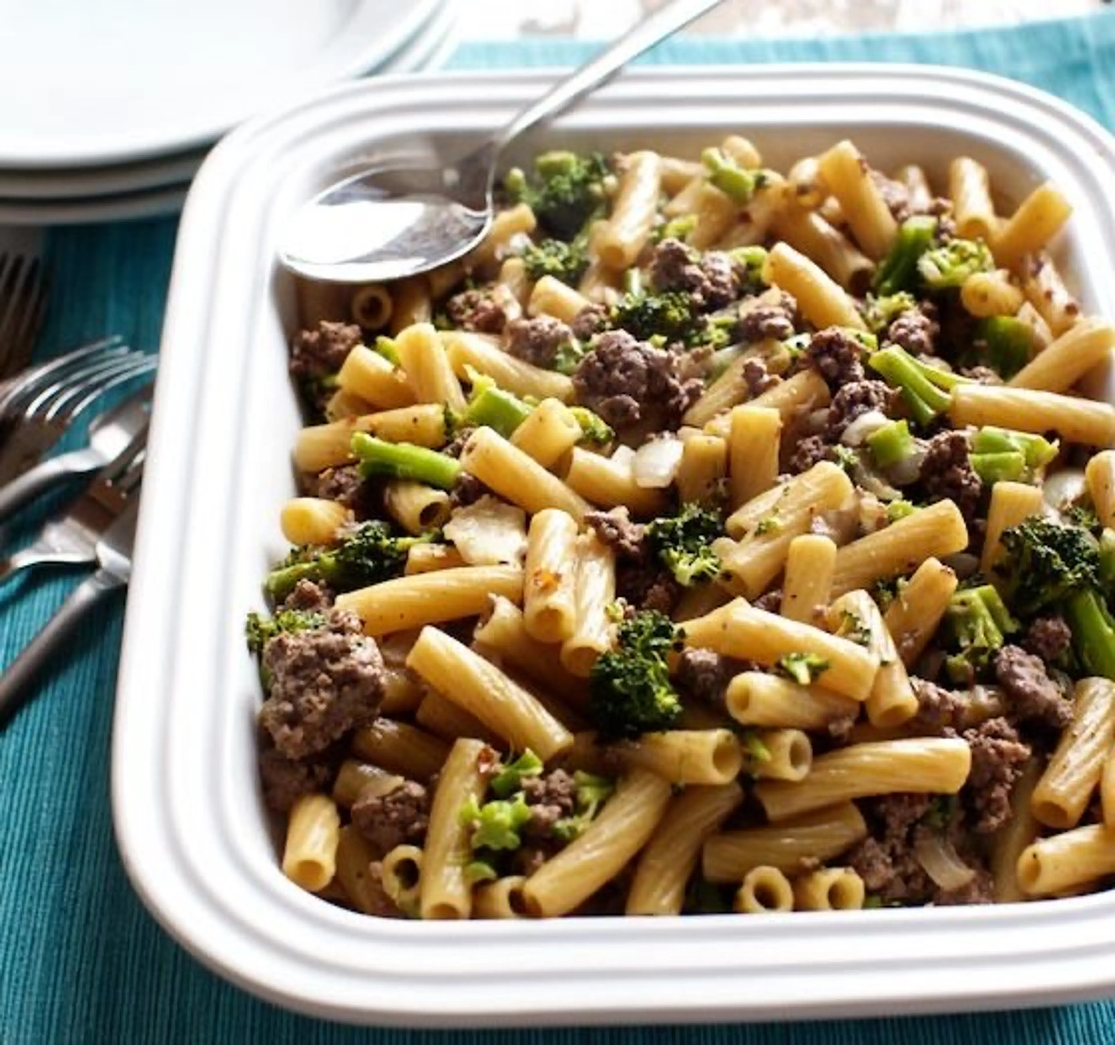 Recipe: One-Pot Pasta with Beef & Broccoli