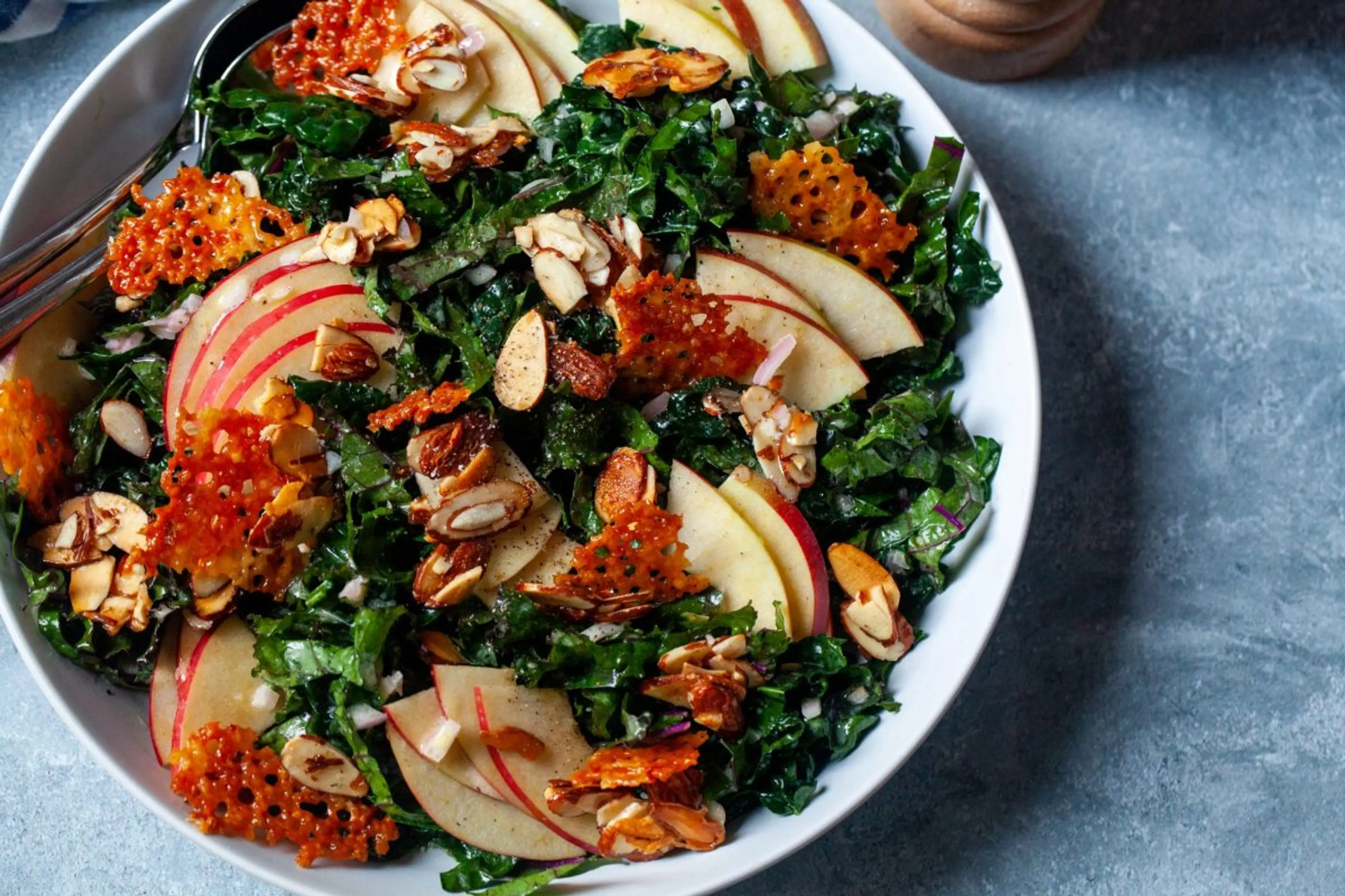 Apple and Cheddar Crisp Salad