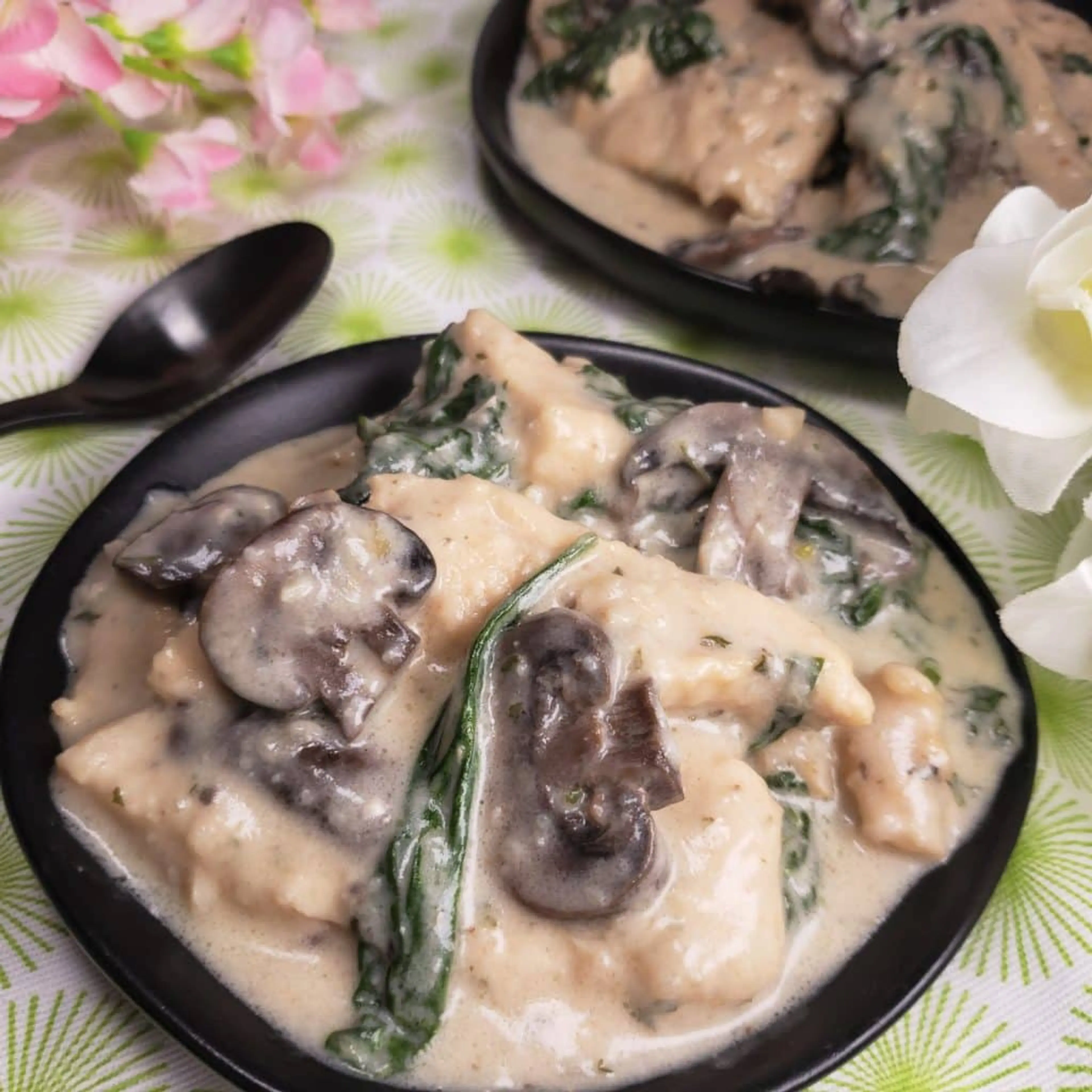 Instant Pot Creamy Parmesan Garlic Mushroom Chicken