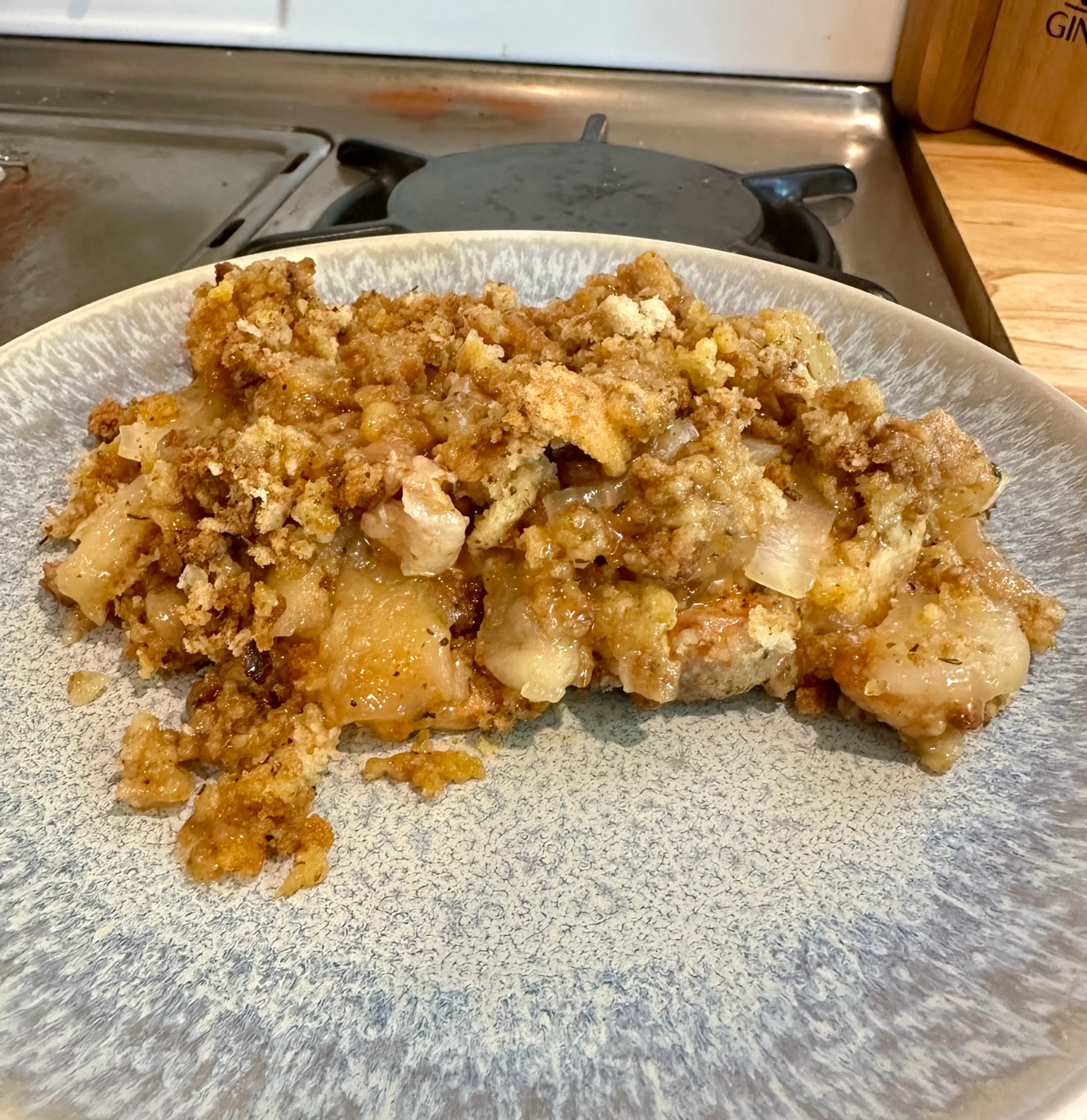 Slow Cooker Pork Chops with Apple Pie Filling & Stuffing