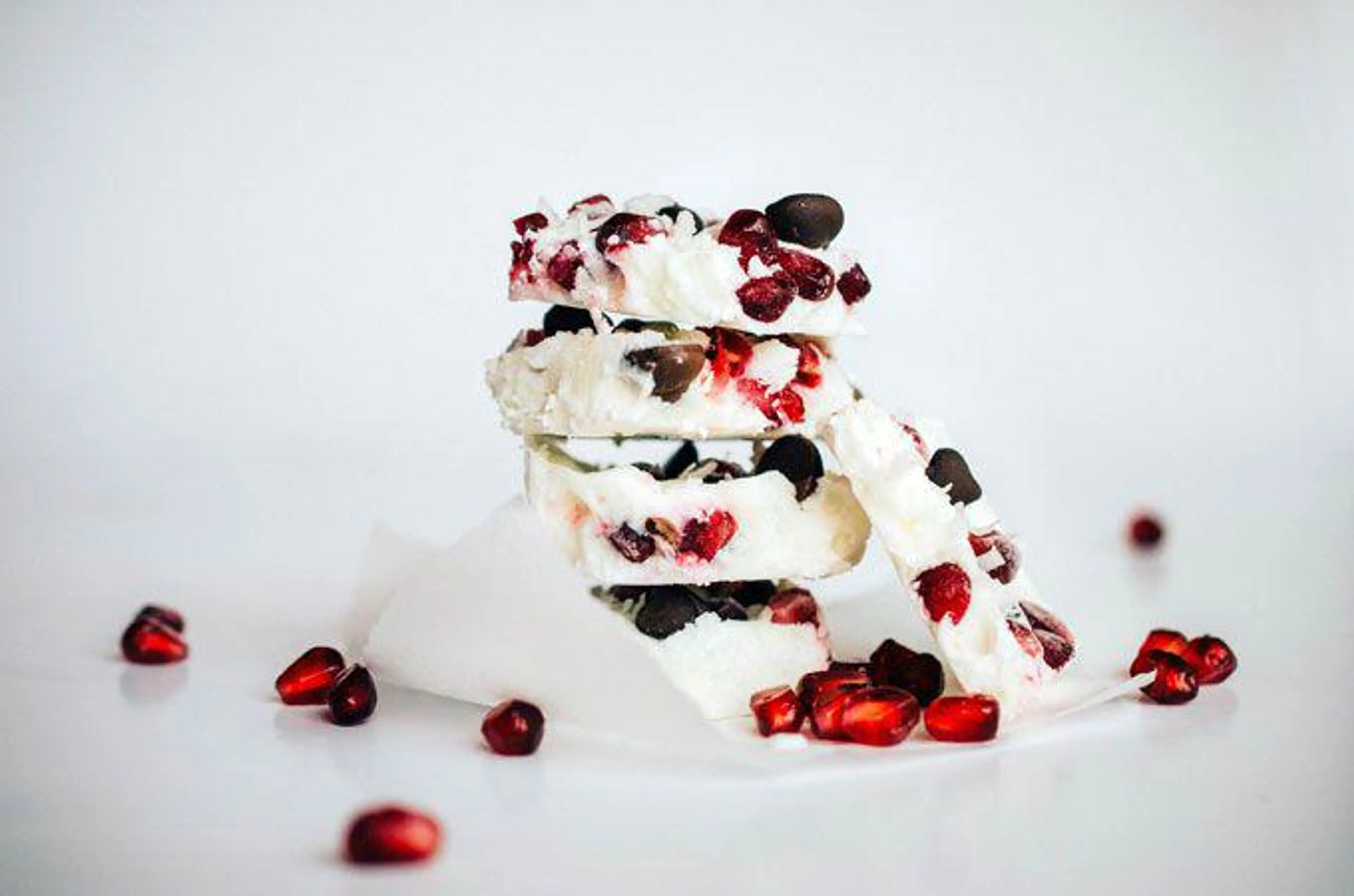 Frozen Yogurt Bark with Pomegranate & Dark Chocolate