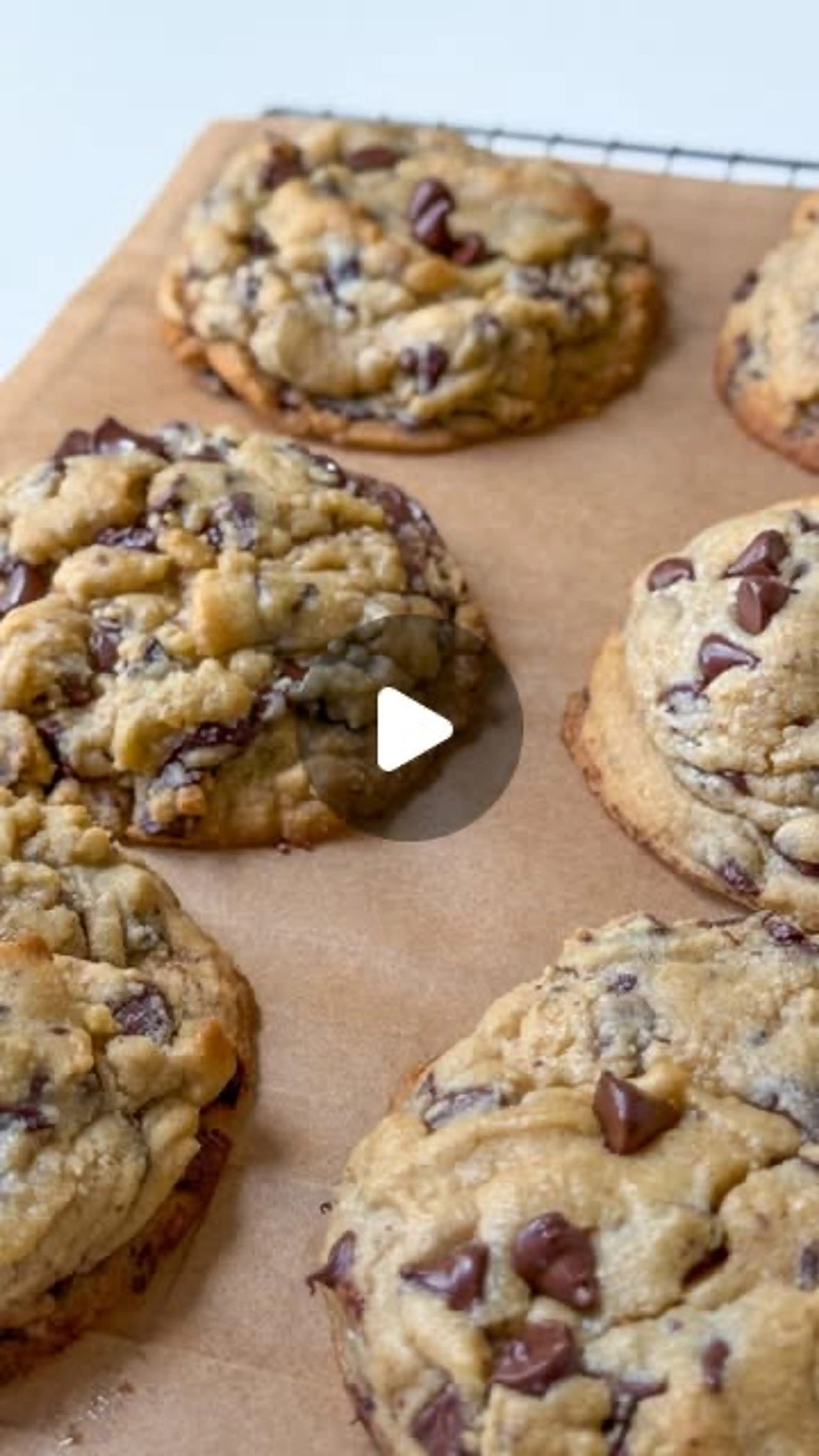 Nyc Style Thick Chocolate Chip Cookies