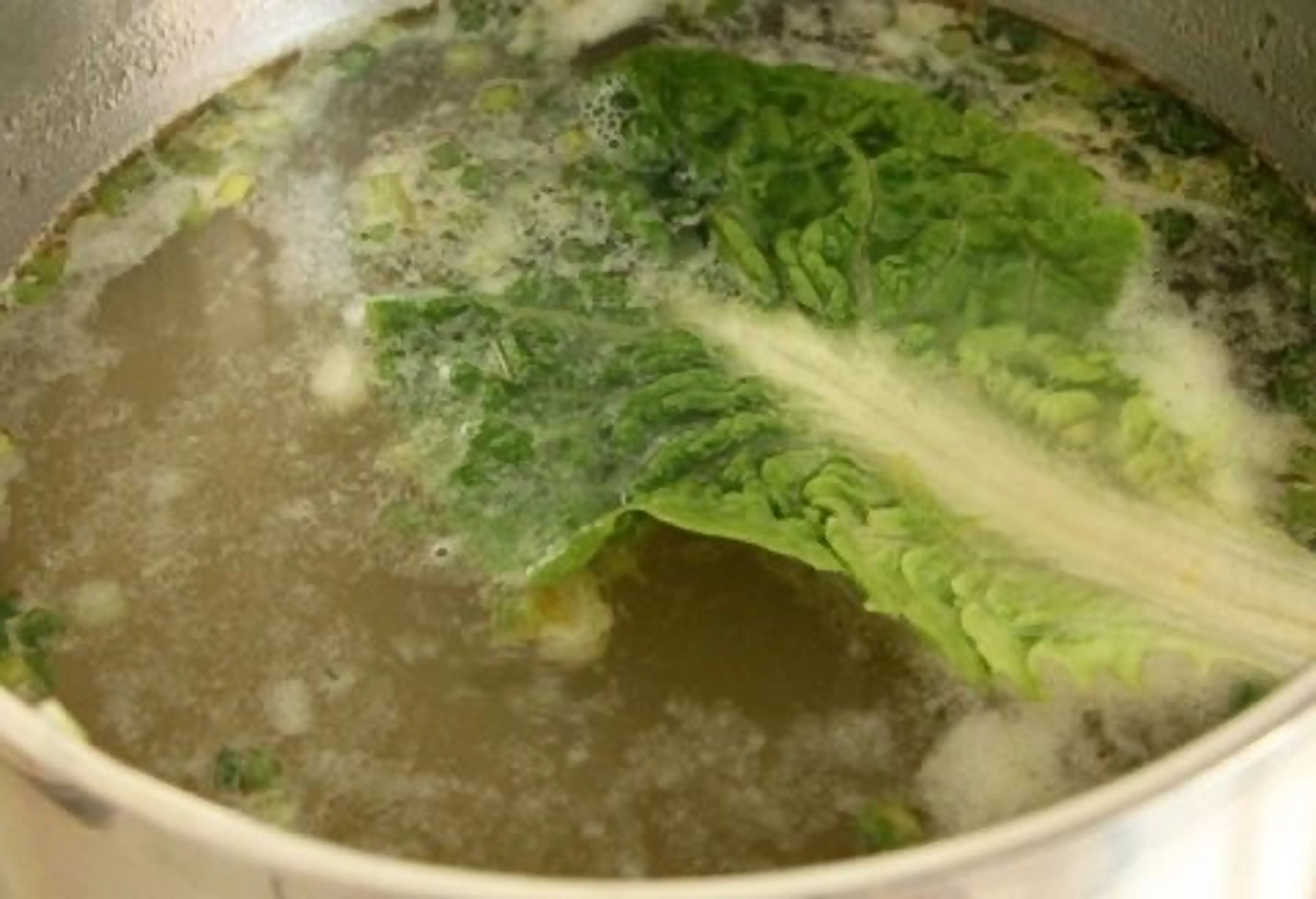 SOUPE DE RAVIOLIS CHINOIS