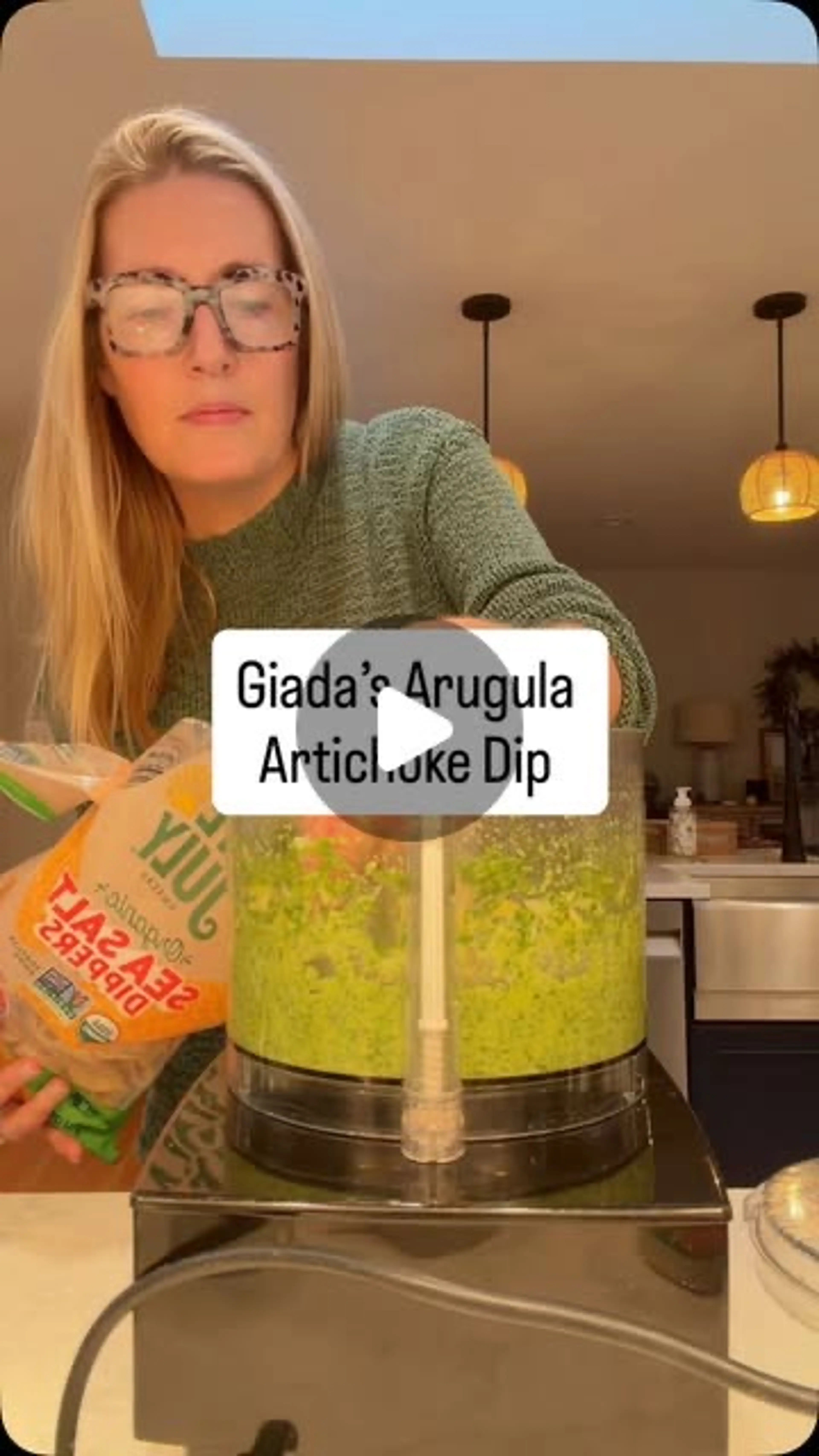 Giada’s Arugula Artichoke Dip