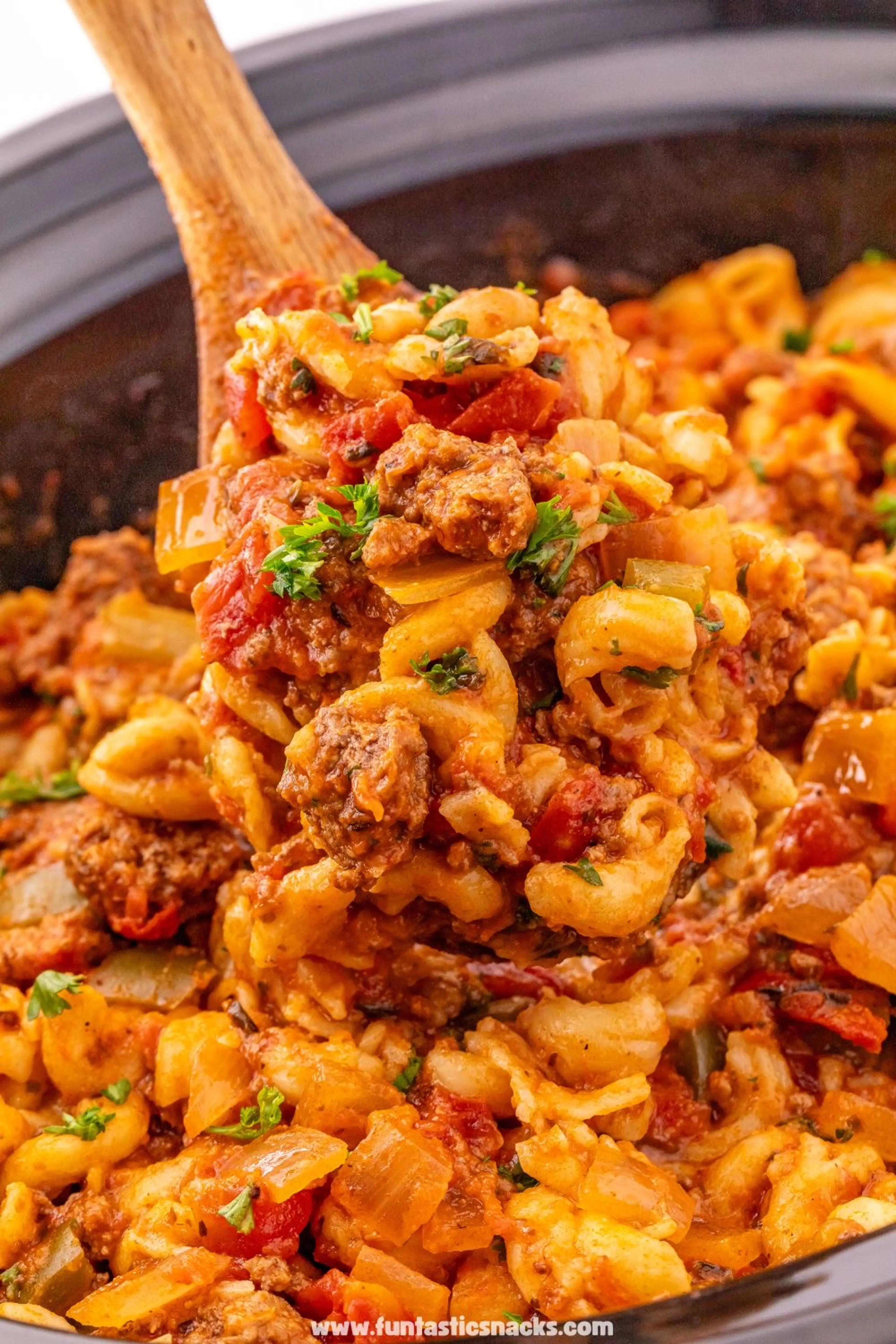 Crockpot American Goulash