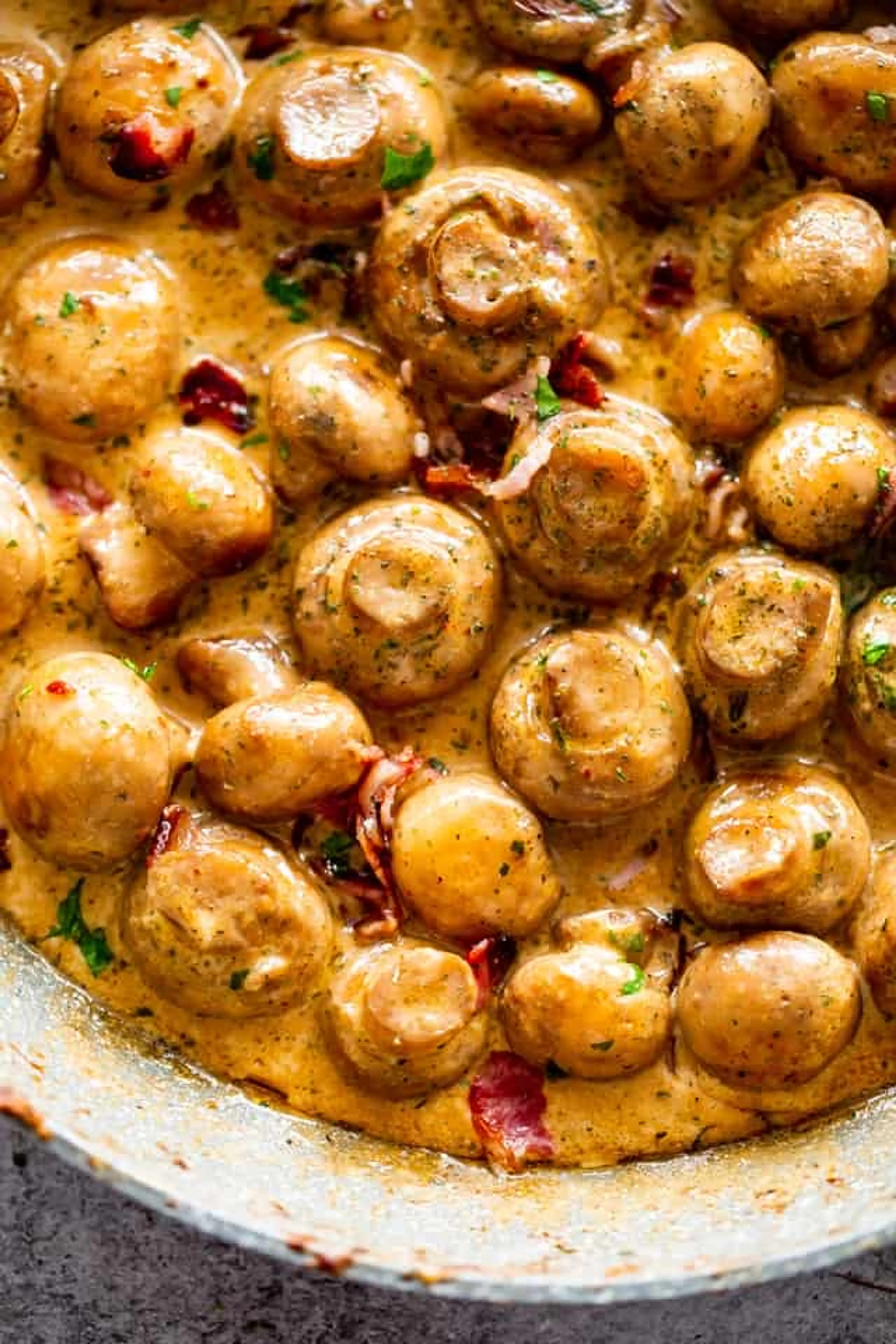 Creamy Garlic Mushrooms with Bacon