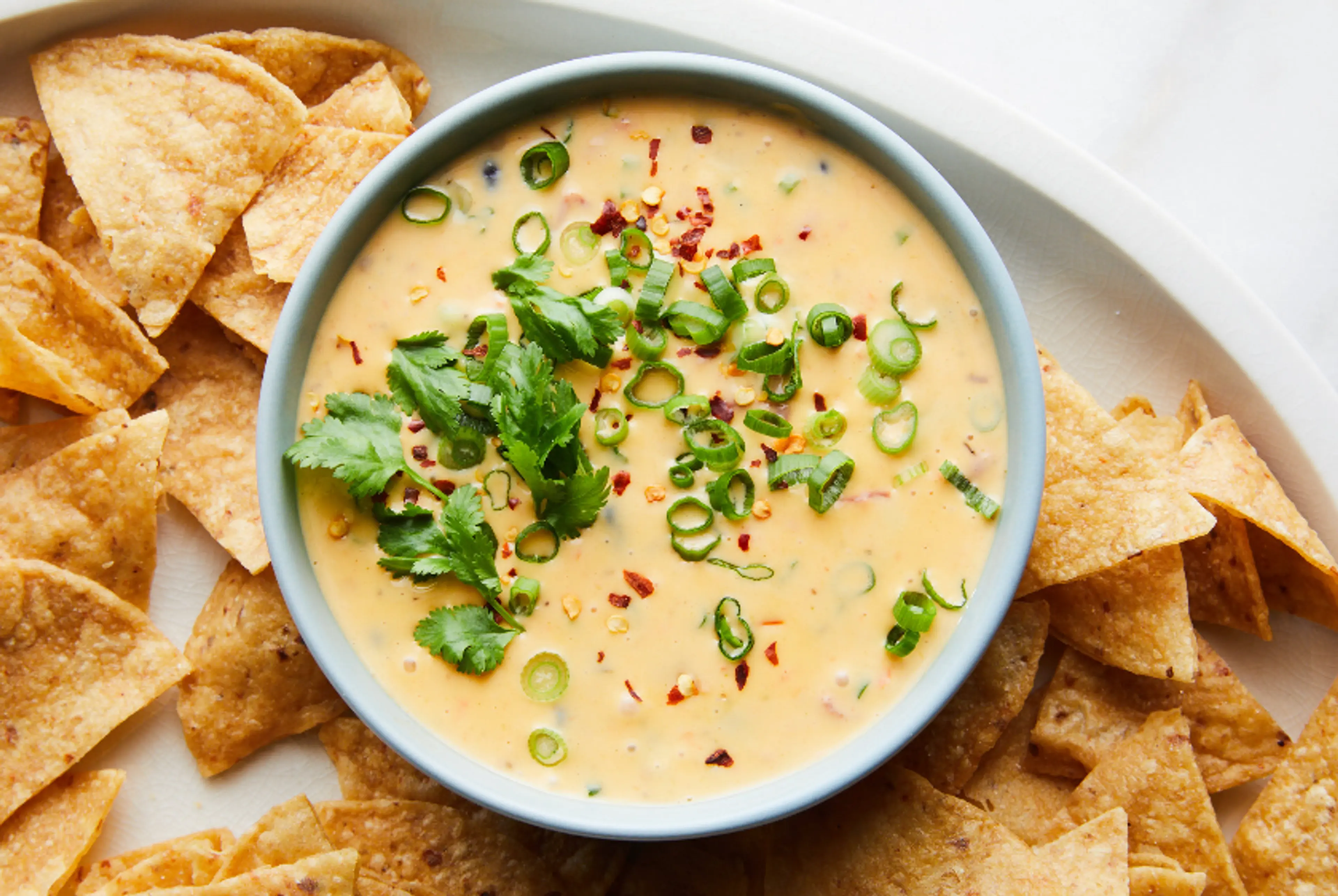 Glenn Lewis Queso