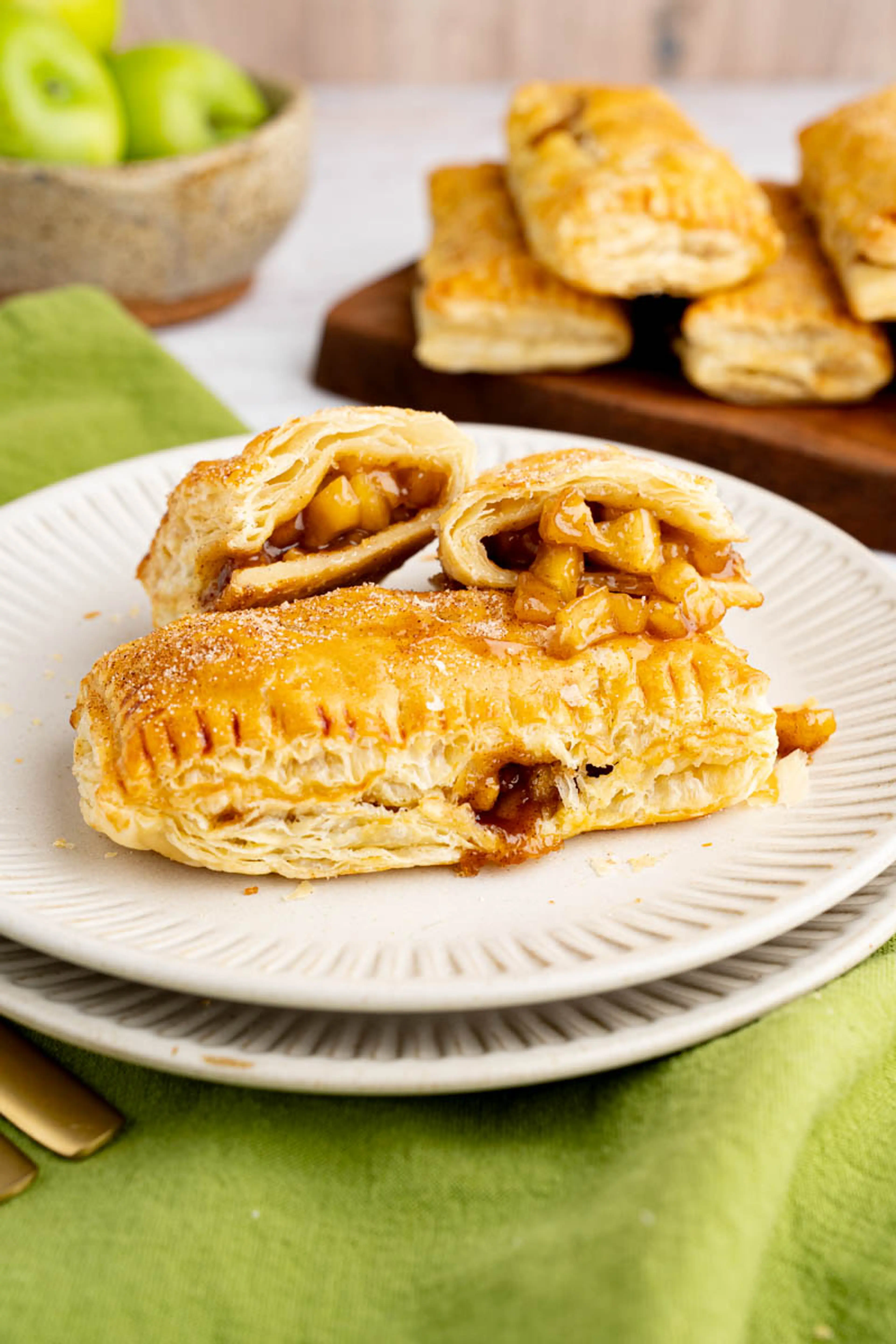 Easy Apple Hand Pies with Puff Pastry