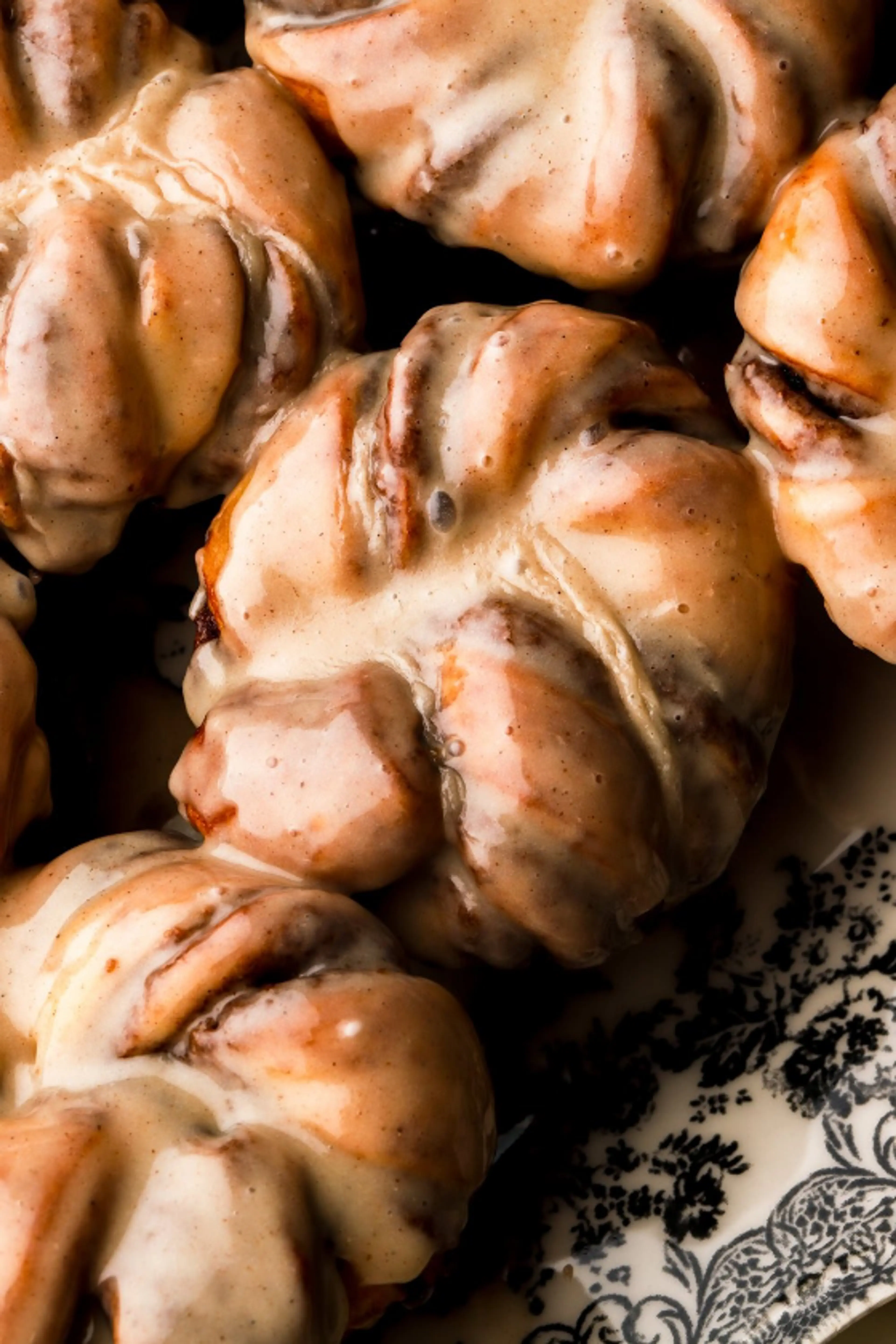 Cinnamon Knots with a Honey Glaze