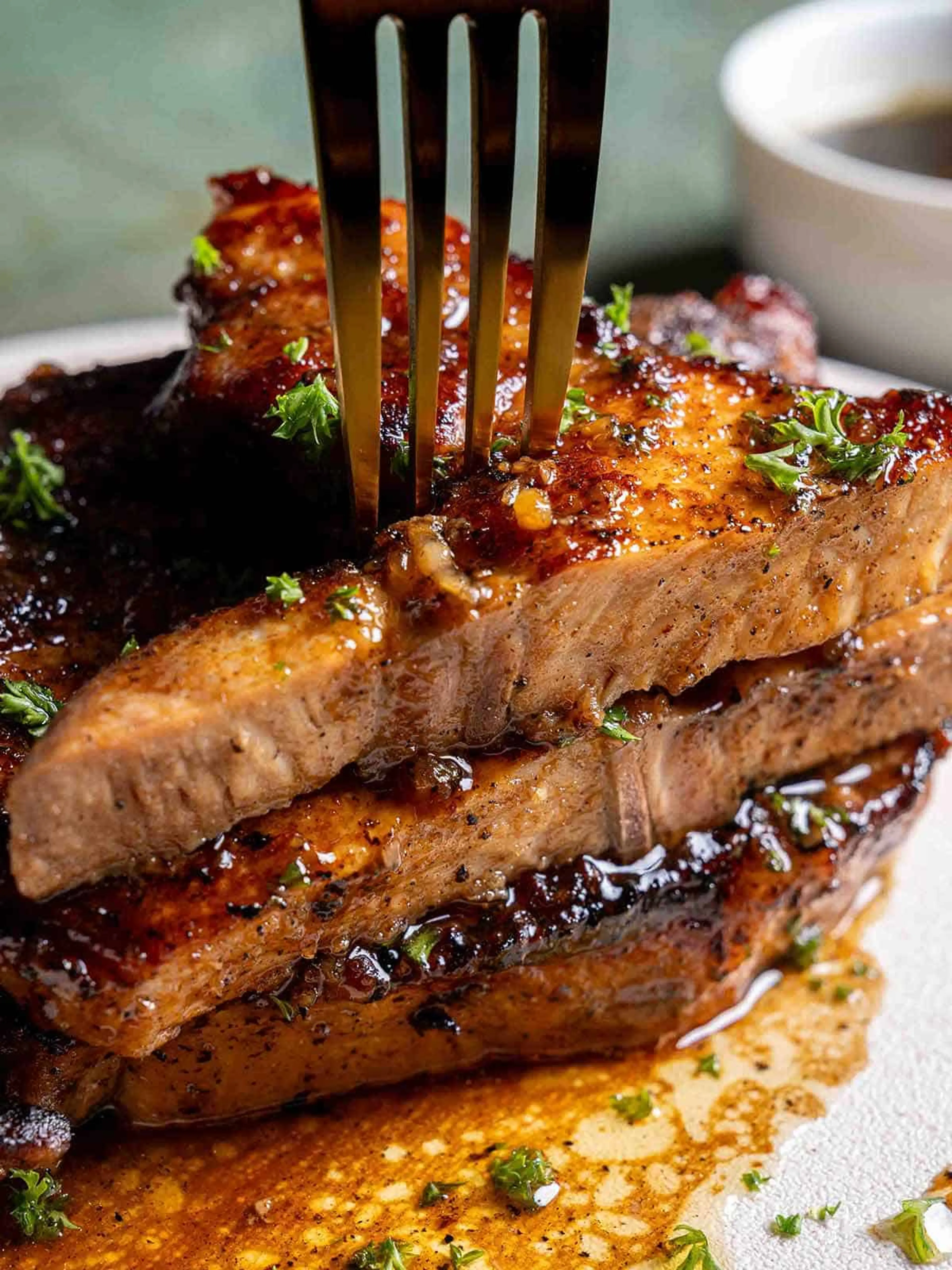Easy Honey Garlic Pork Chops Recipe