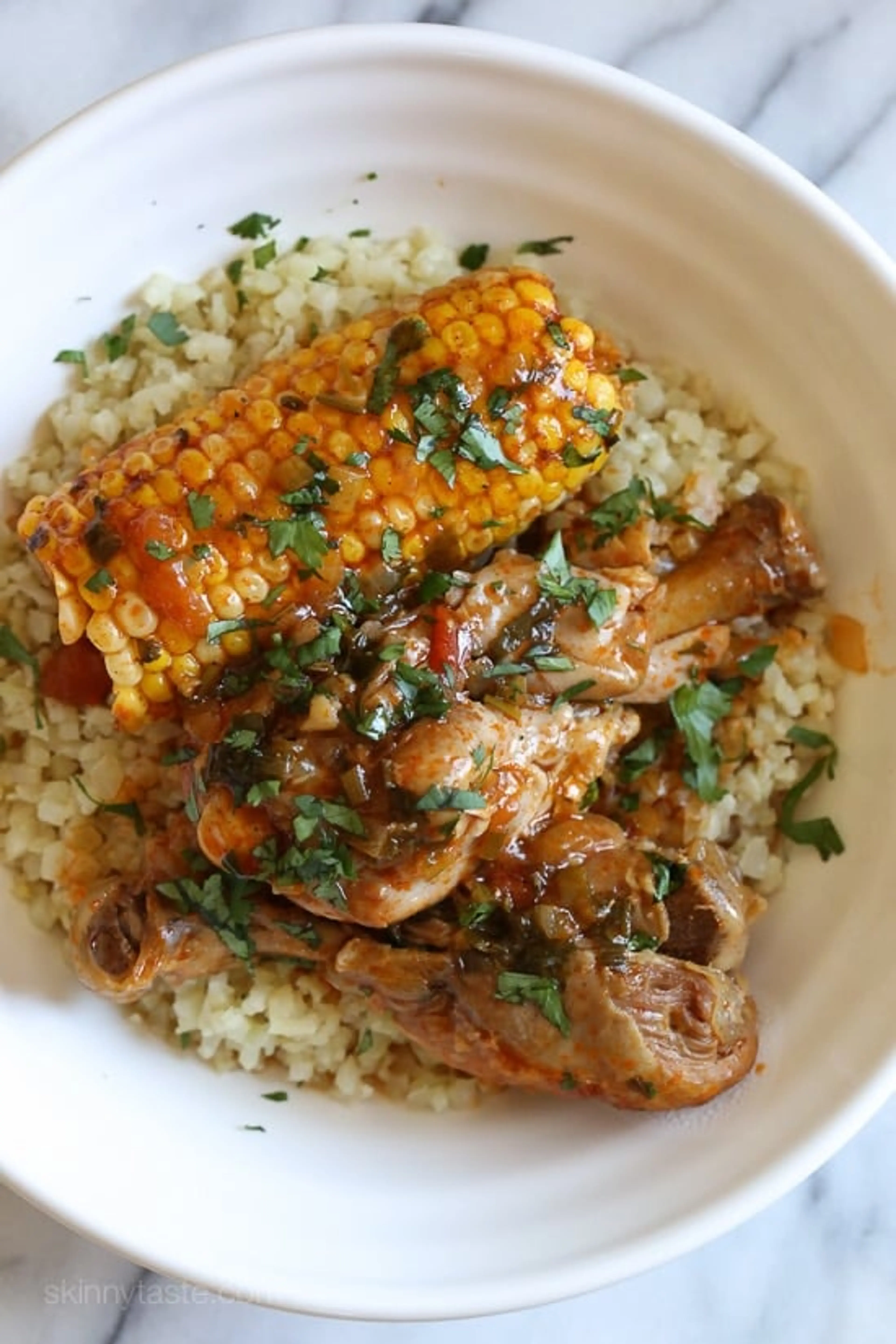 Pressure Cooker Stewed Chicken with Corn Pollo Guisado con