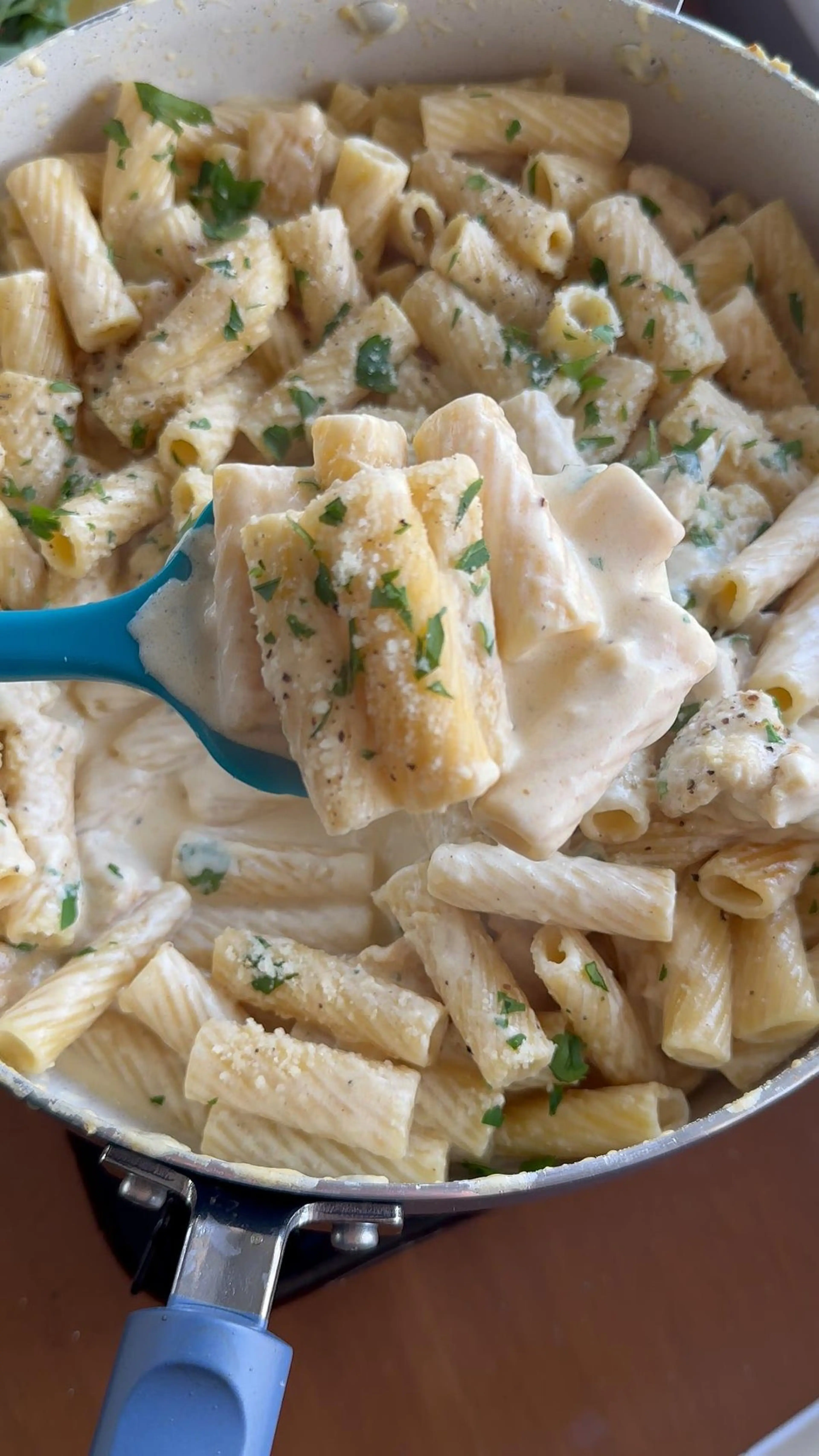 One-Pot Garlic-Parmesan Chicken Pasta Recipe by Tasty