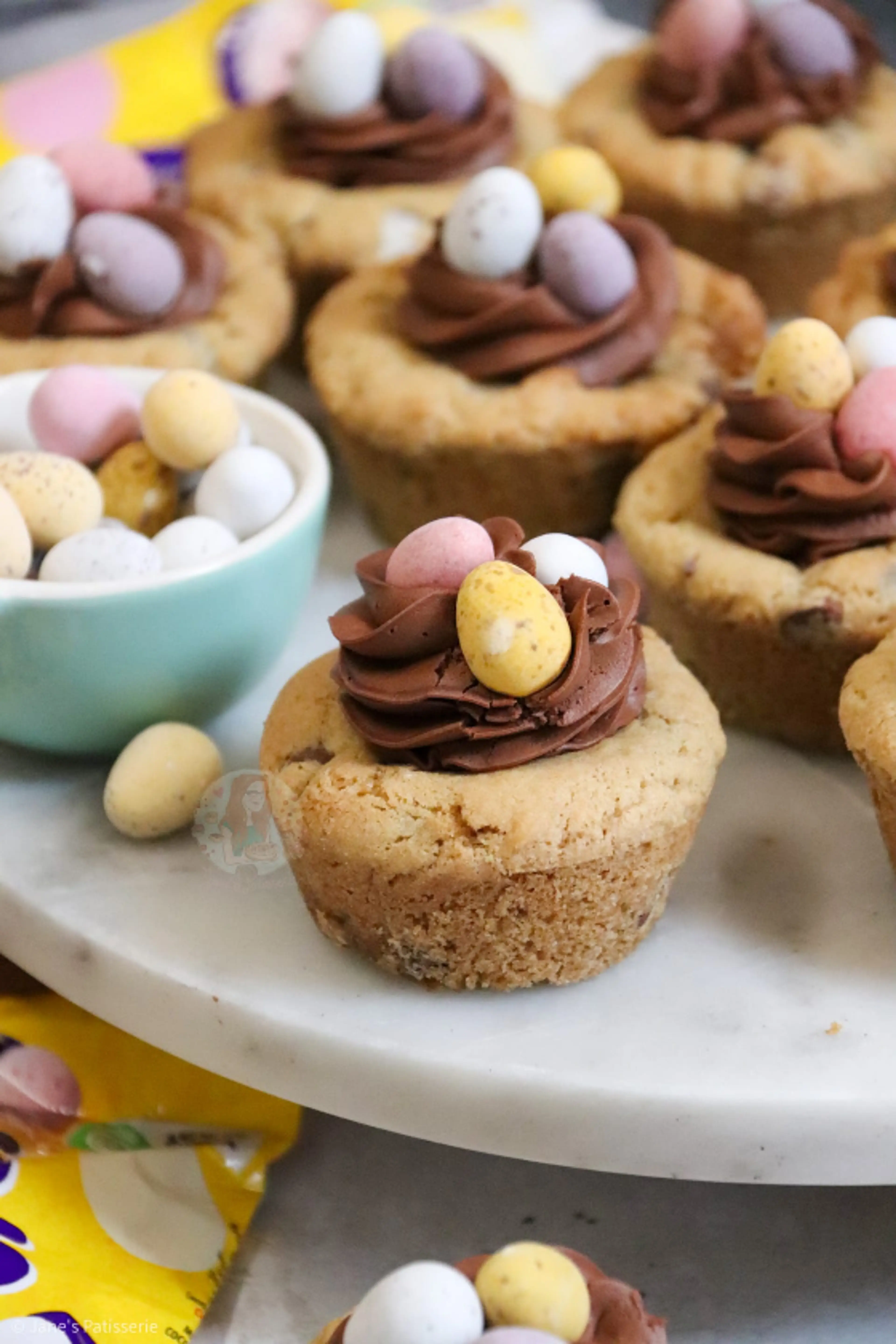Mini Egg Cookie Cups