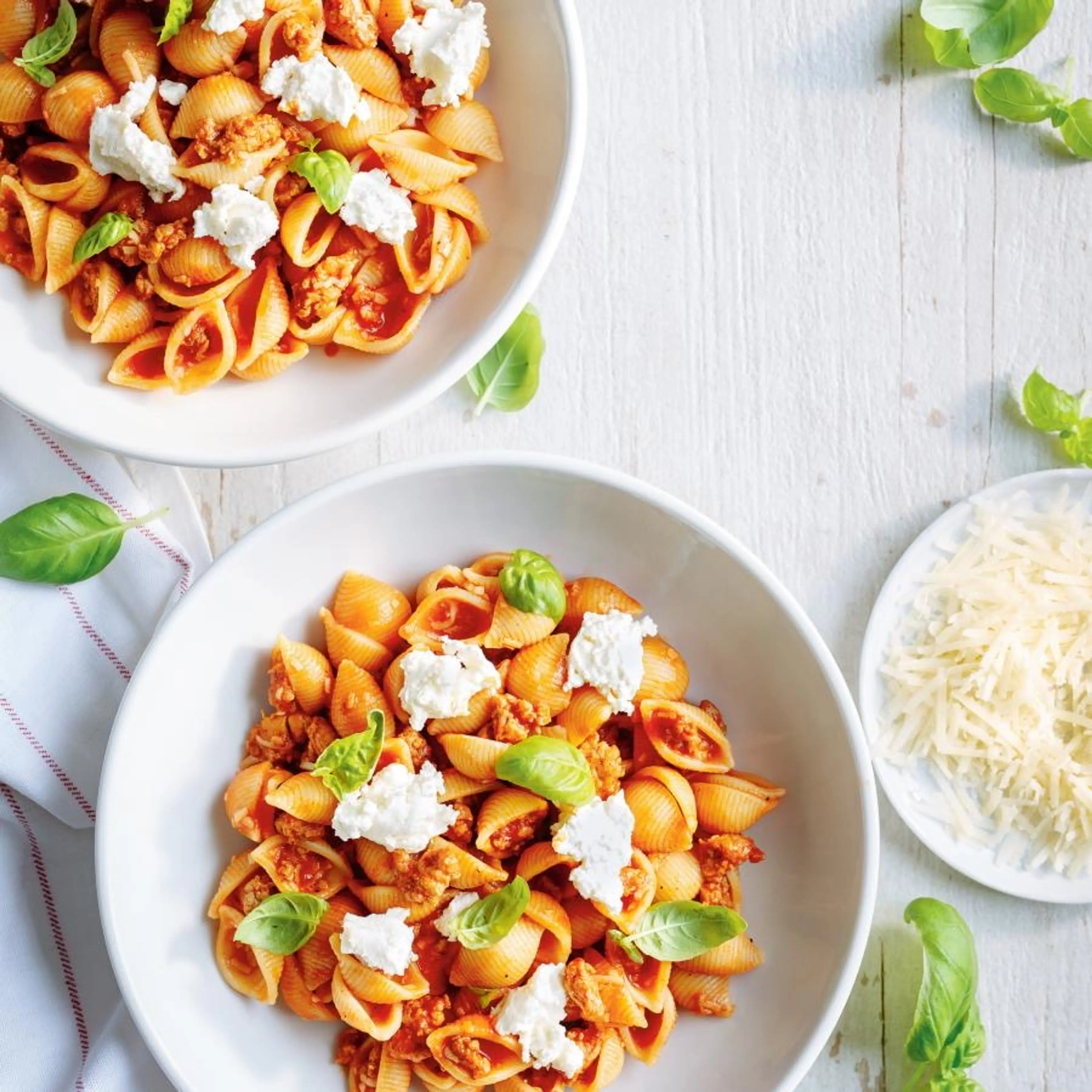 Pâtes à la ricotta et à la saucisse