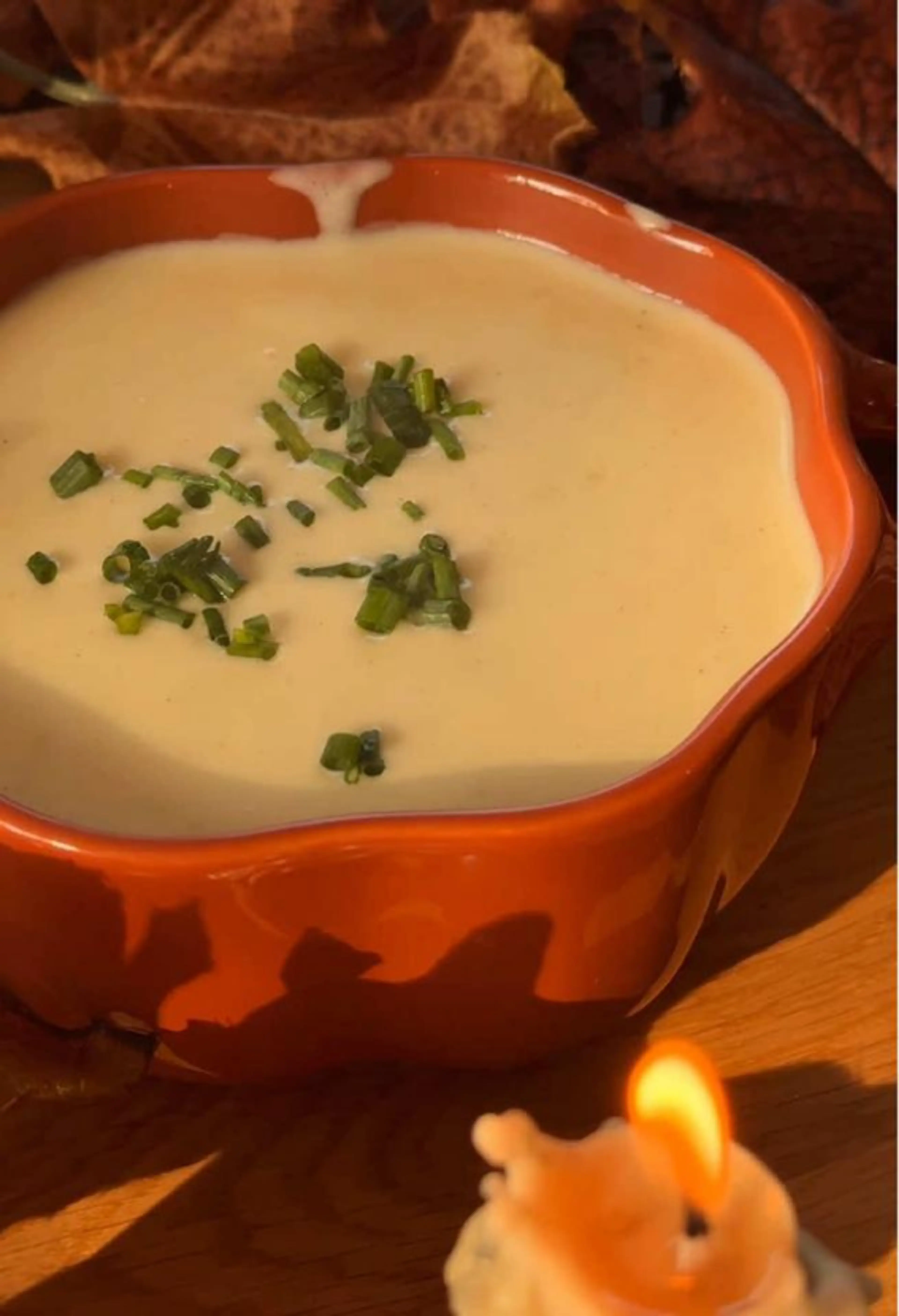 Creamy White Cheddar Bisque