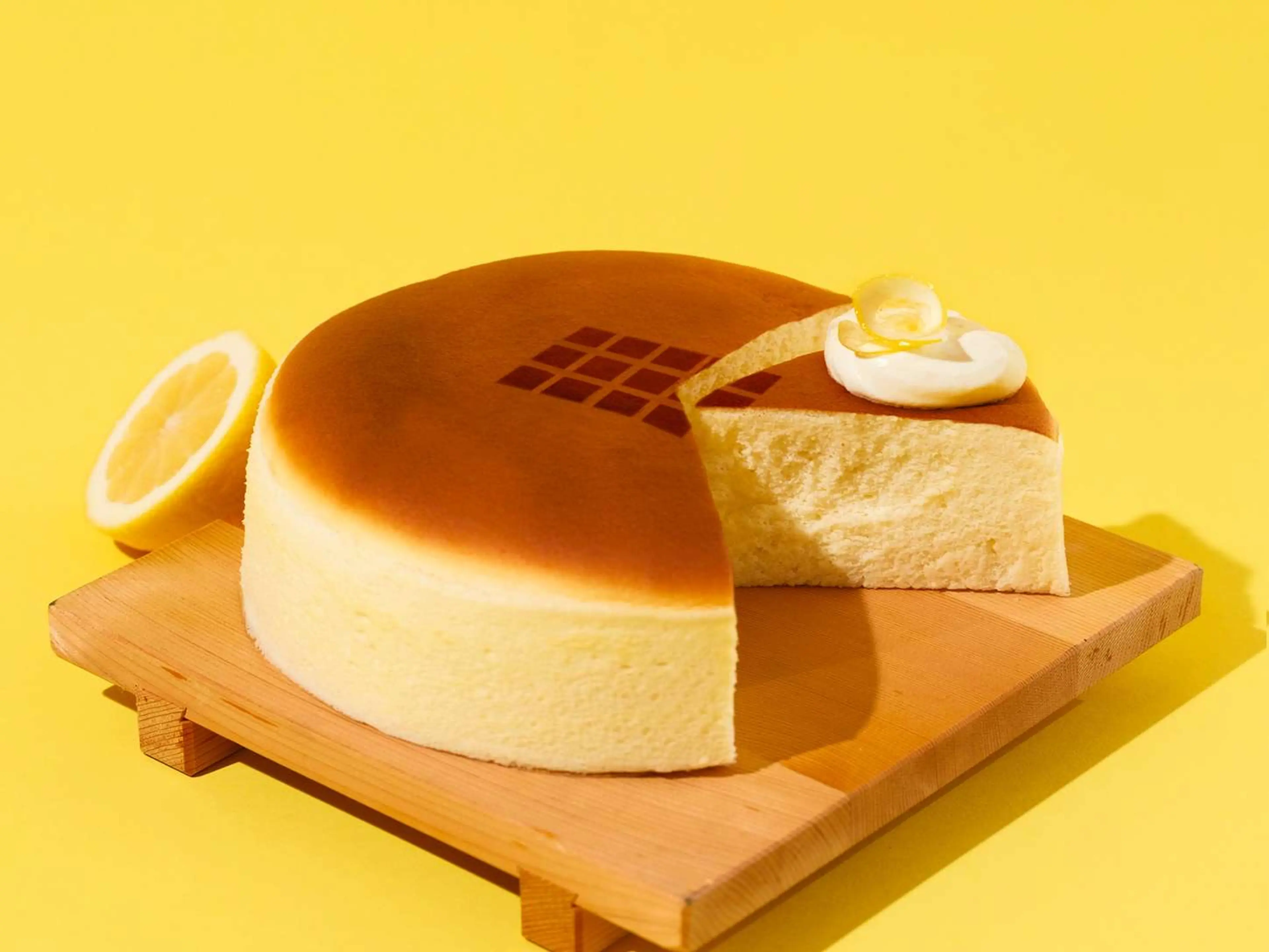 Ultra-Fluffy Japanese Cheesecake