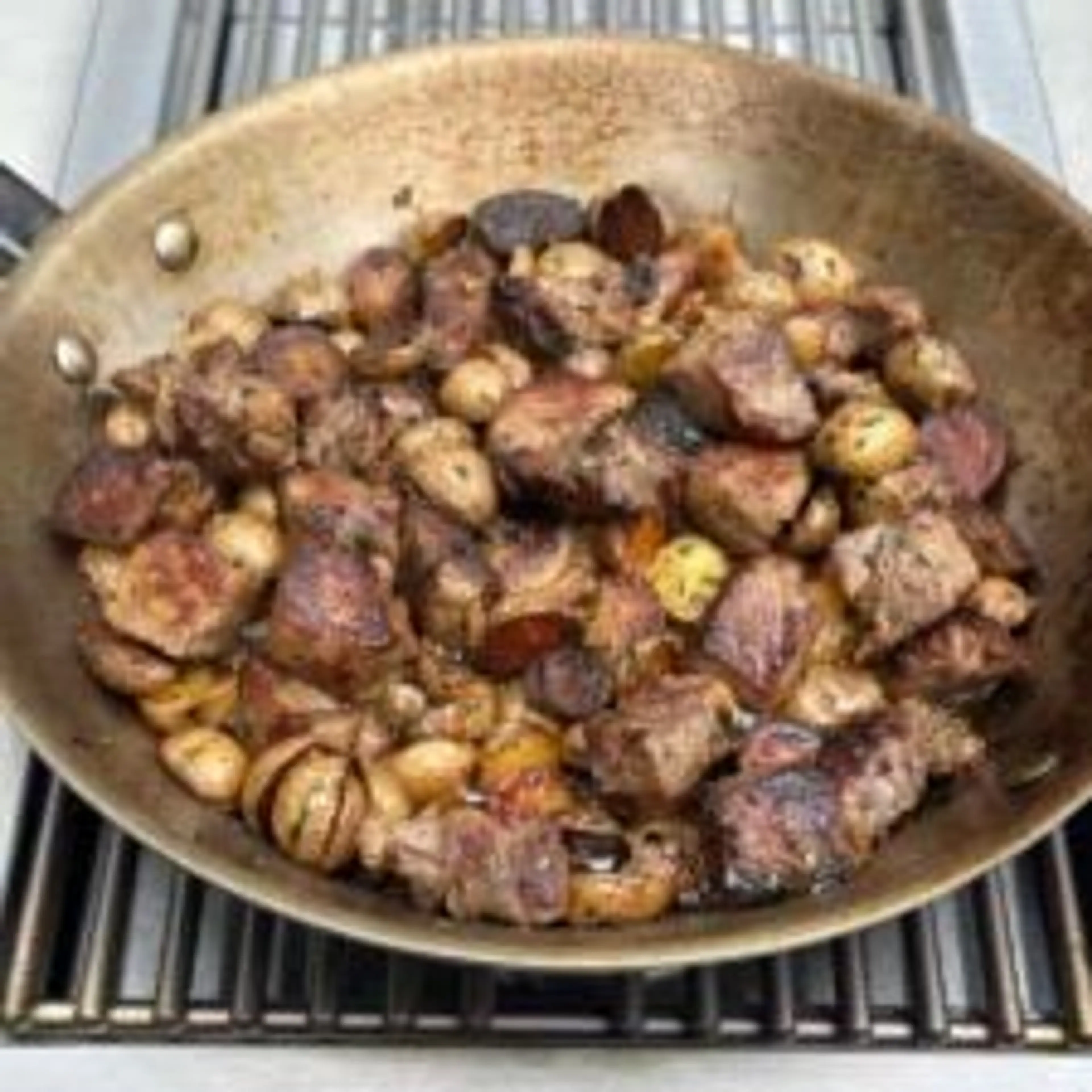 Garlic Butter Herb Steak Bites