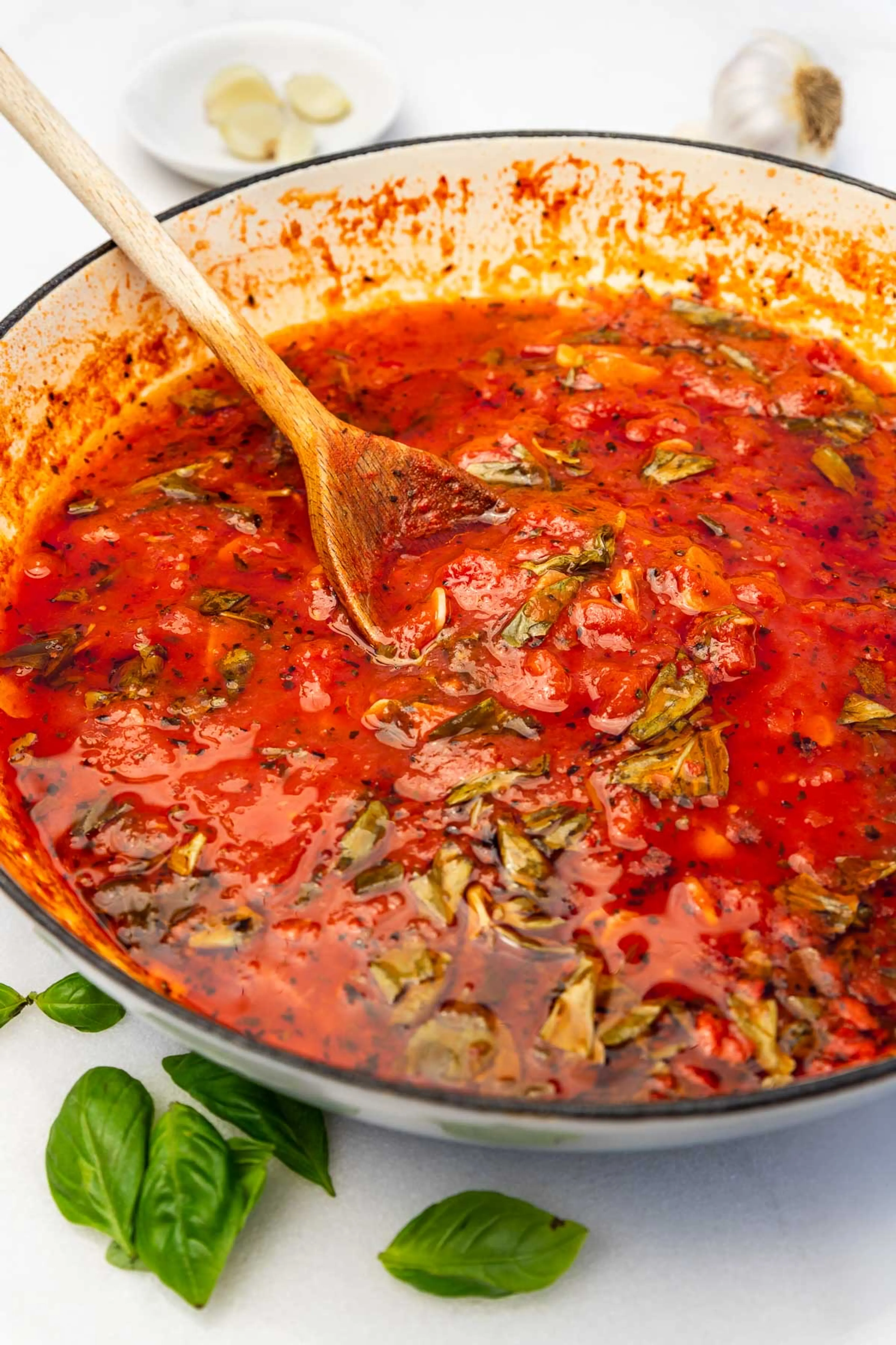 The Best Italian Marinara Sauce Recipe (That's So Easy To Ma