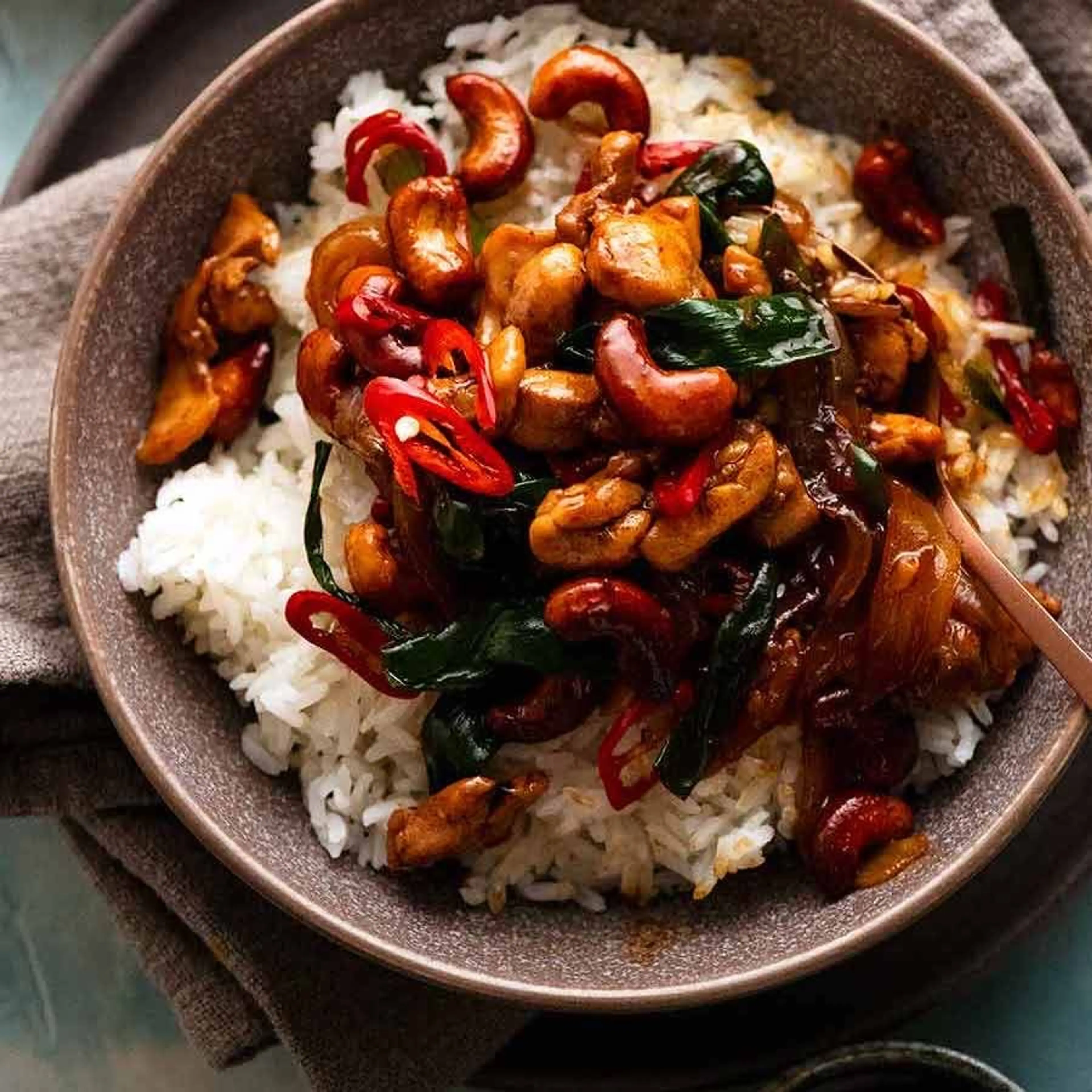 Thai Cashew Chicken Stir Fry