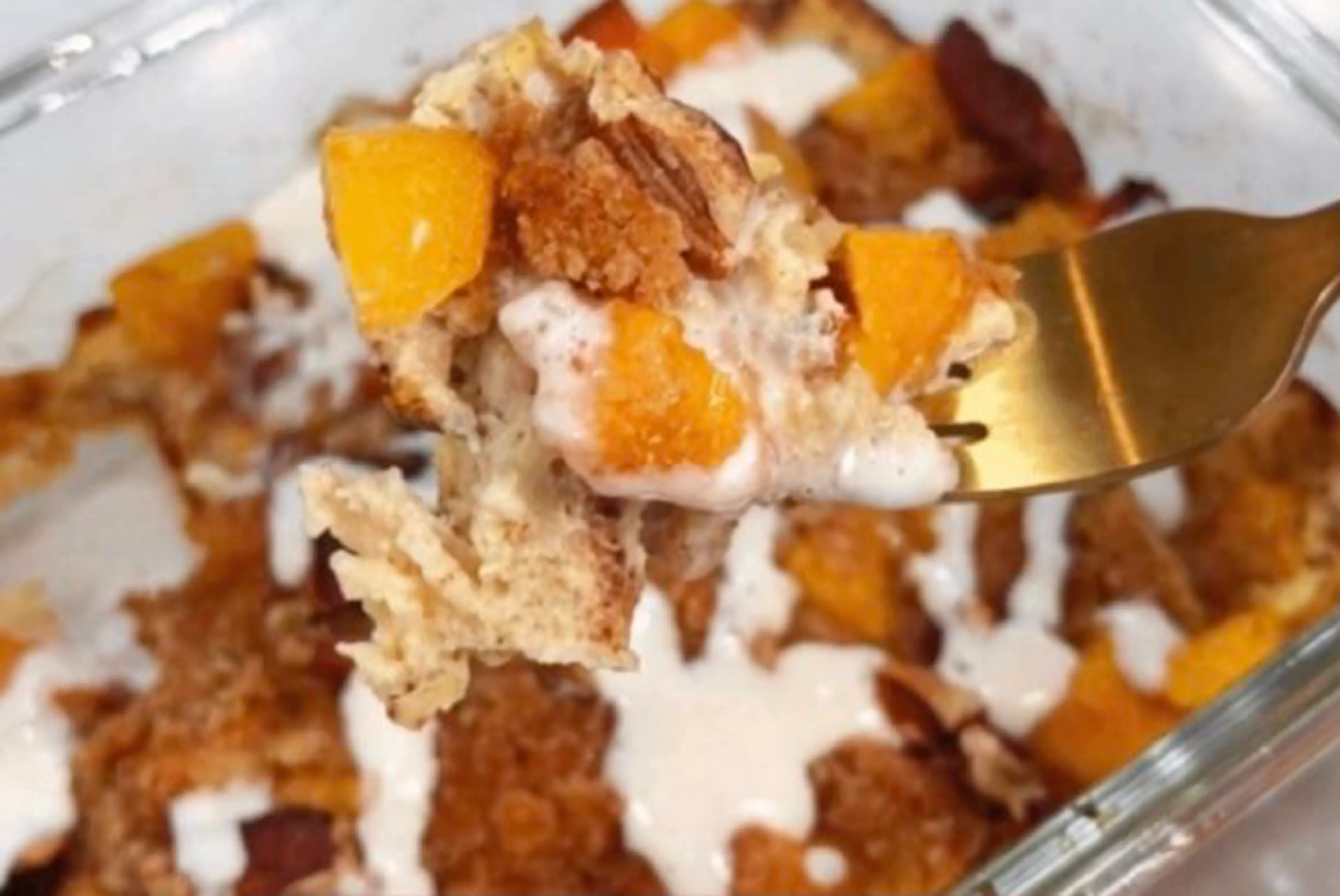 PEACH COBBLER FRENCH TOAST BOWL