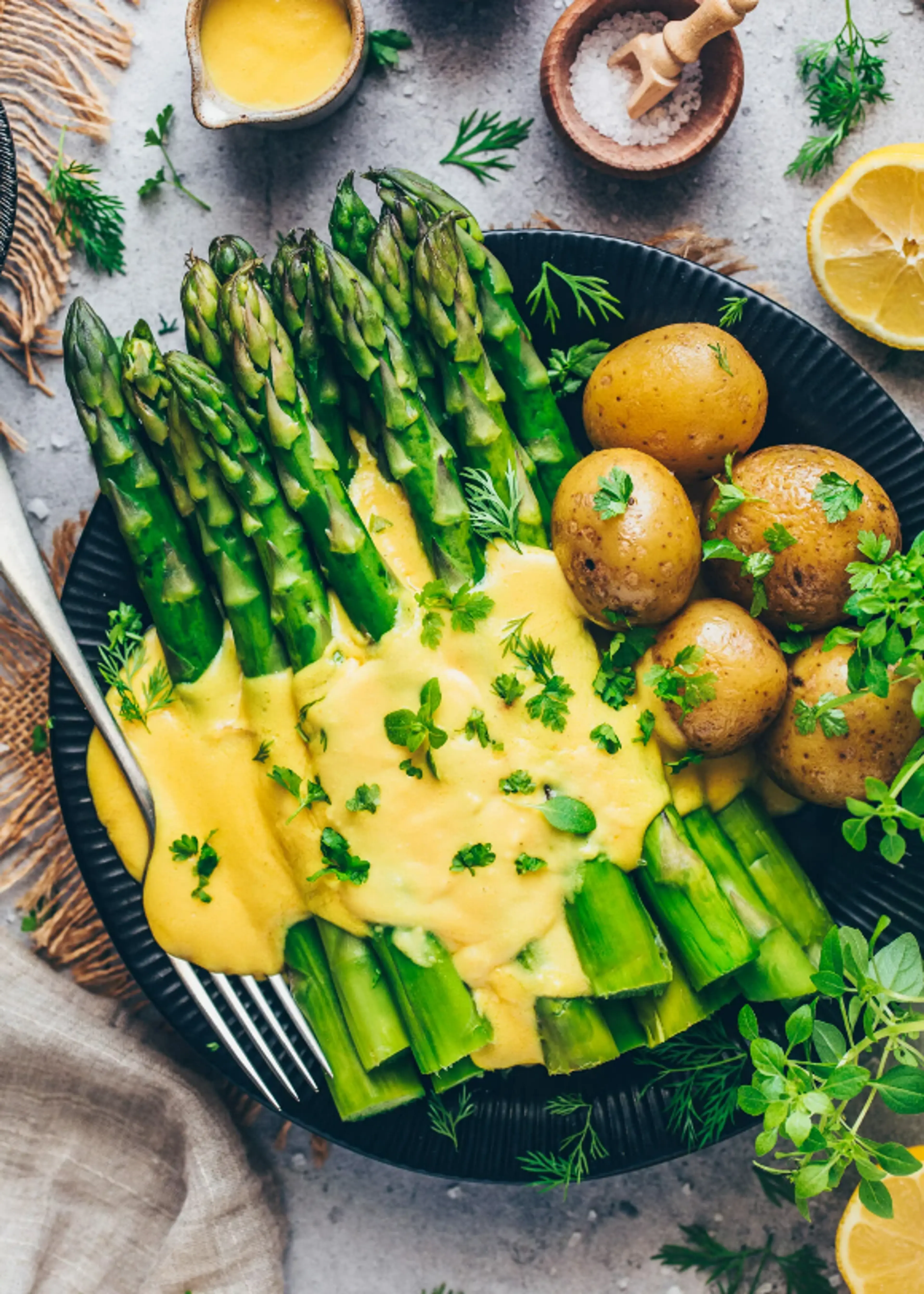 Spargel + Kartoffeln + Sauce Hollandaise