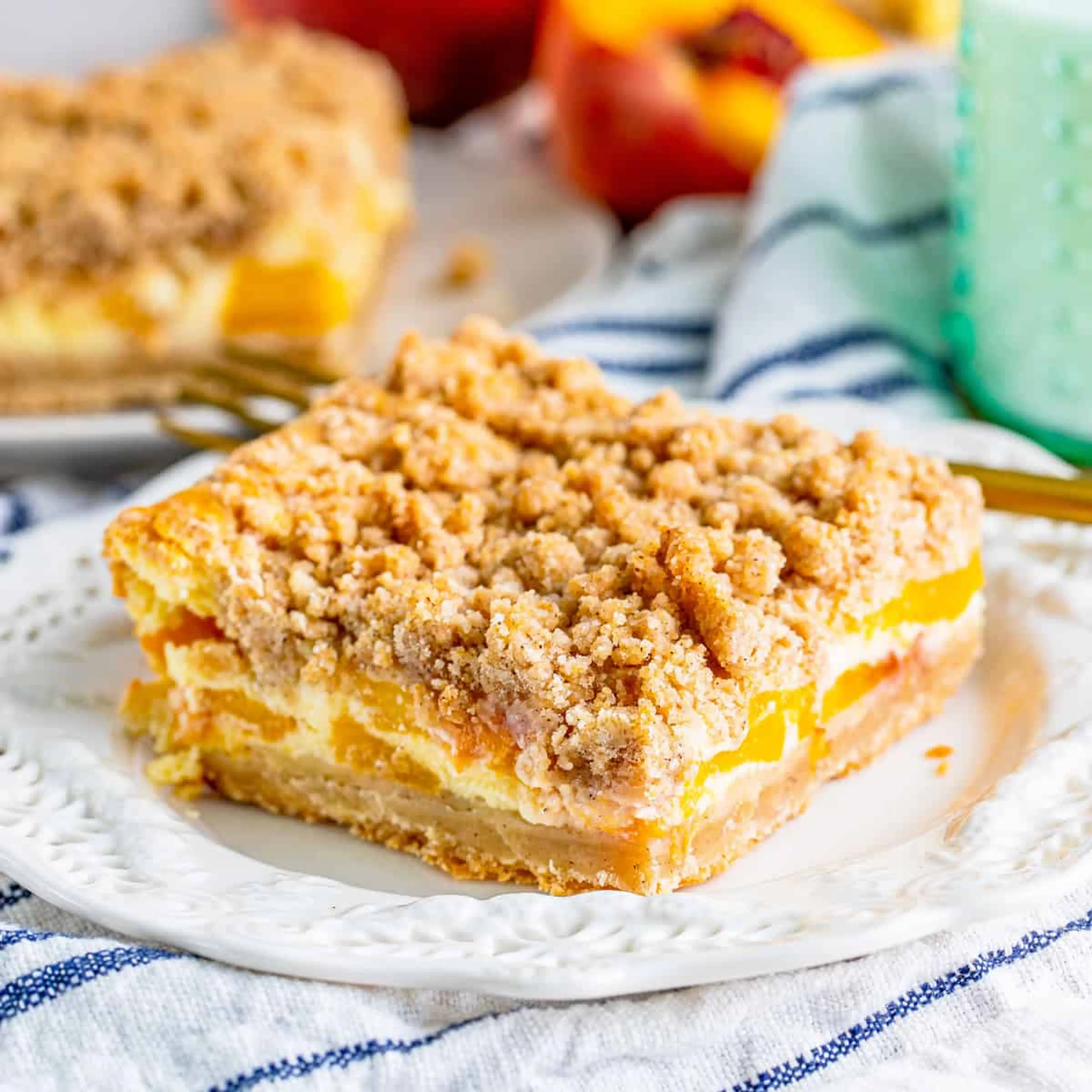 Peach Cobbler Cheesecake Bars