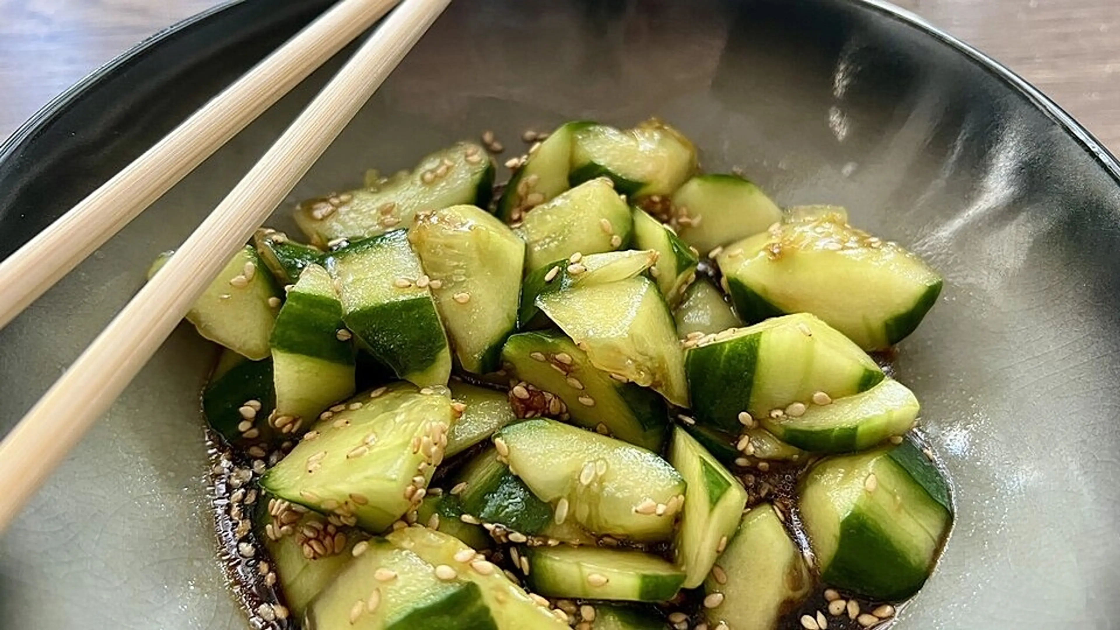 Japanisch-koreanischer Gurkensalat