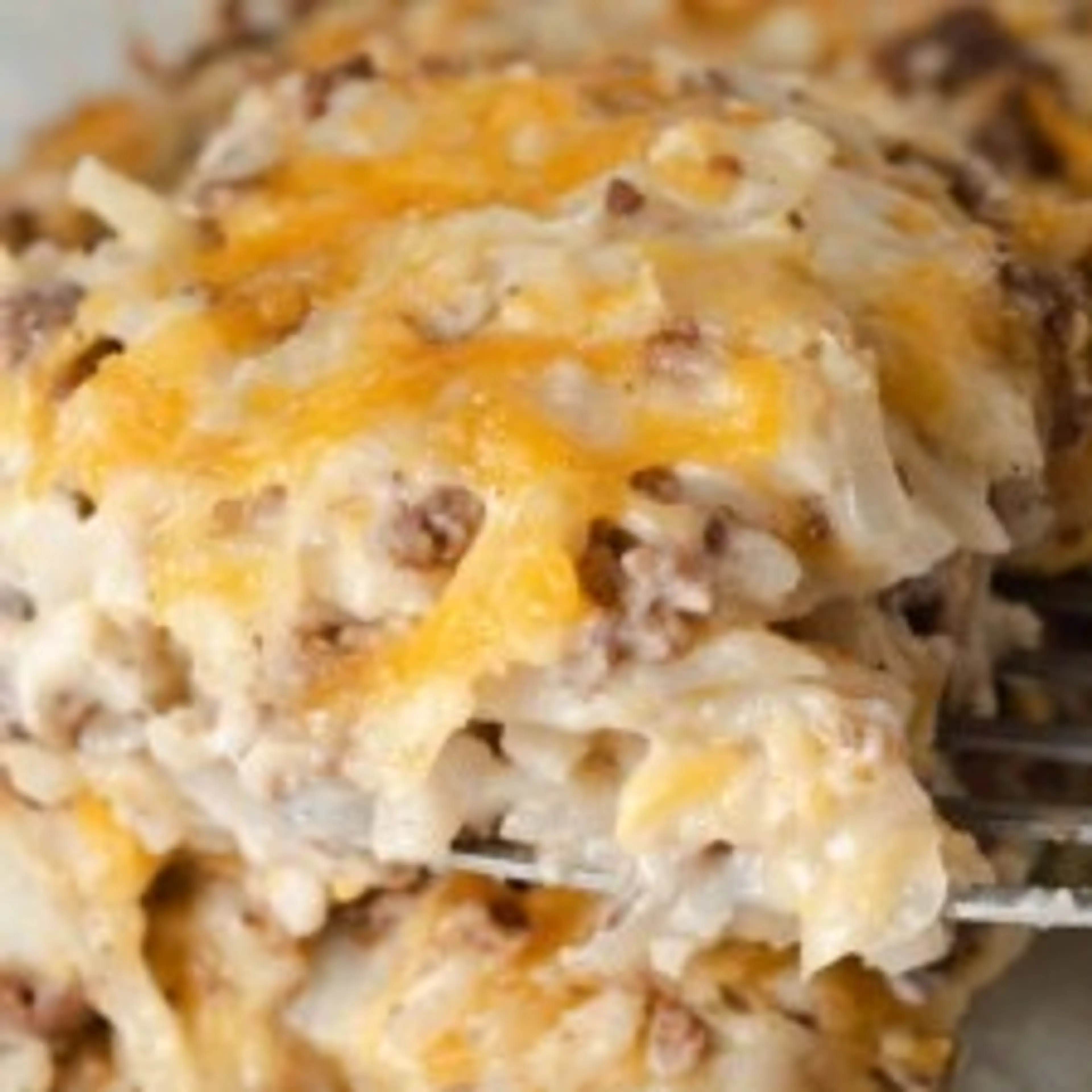 Cheesy Hamburger Hashbrown Casserole