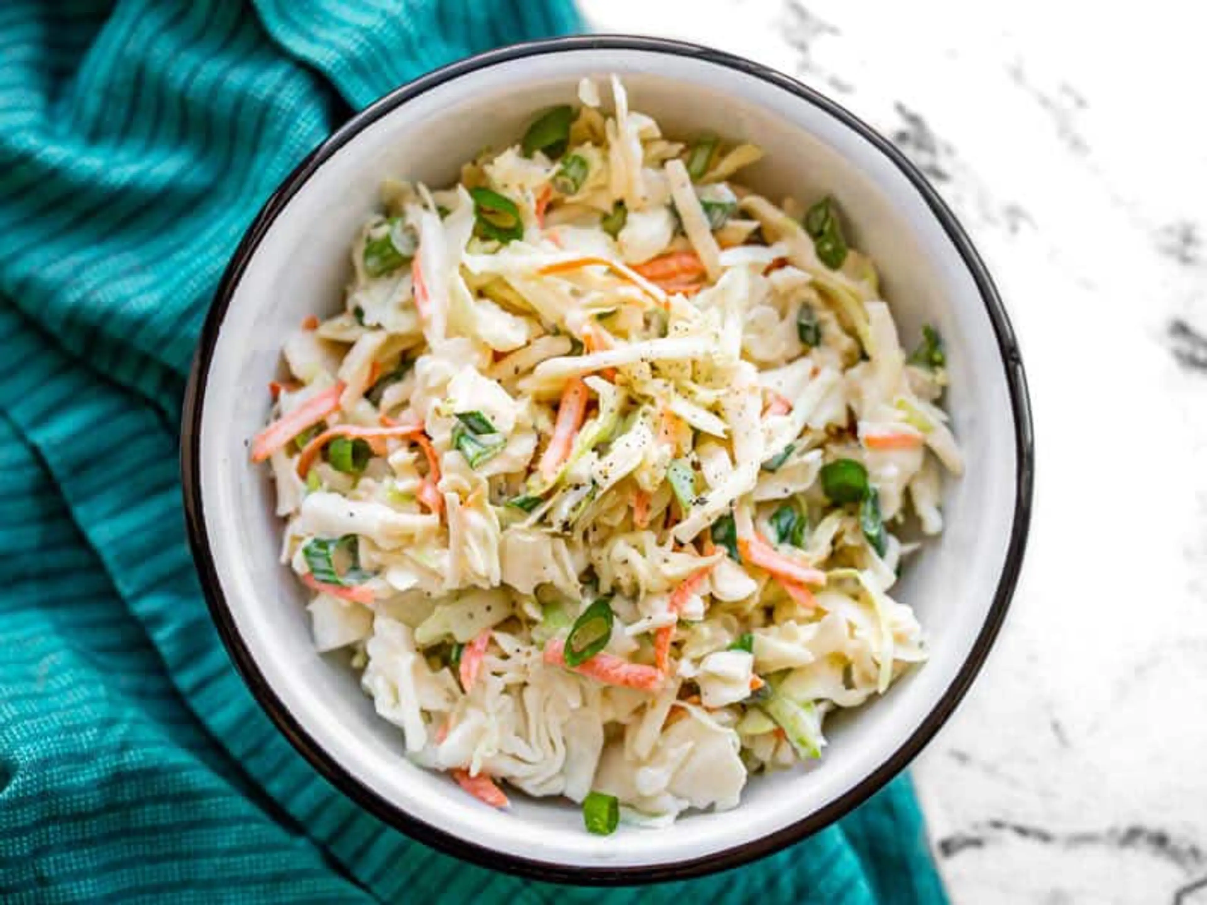 Easy Creamy Coleslaw