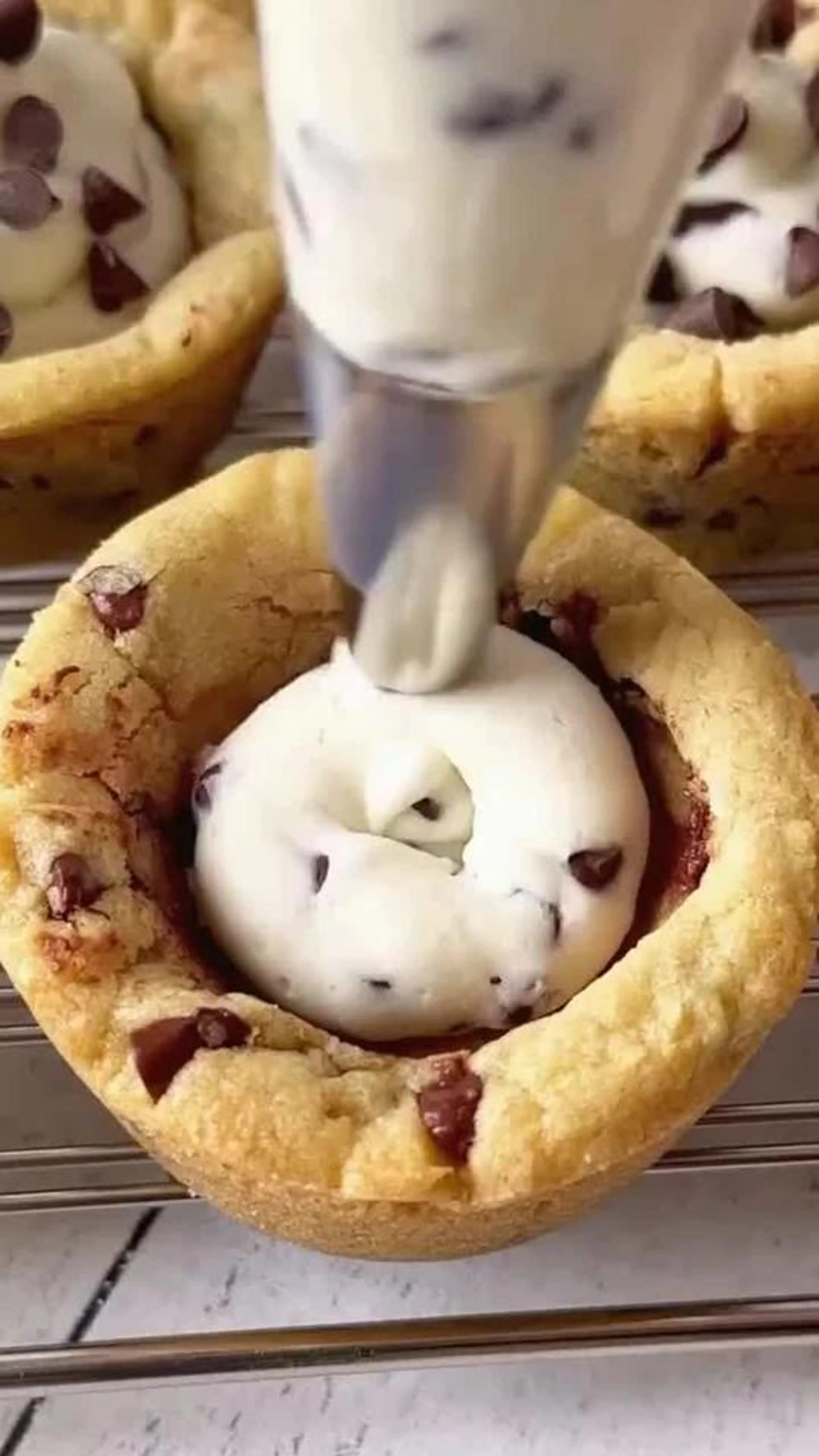 Holy Cannoli Cookie Cup