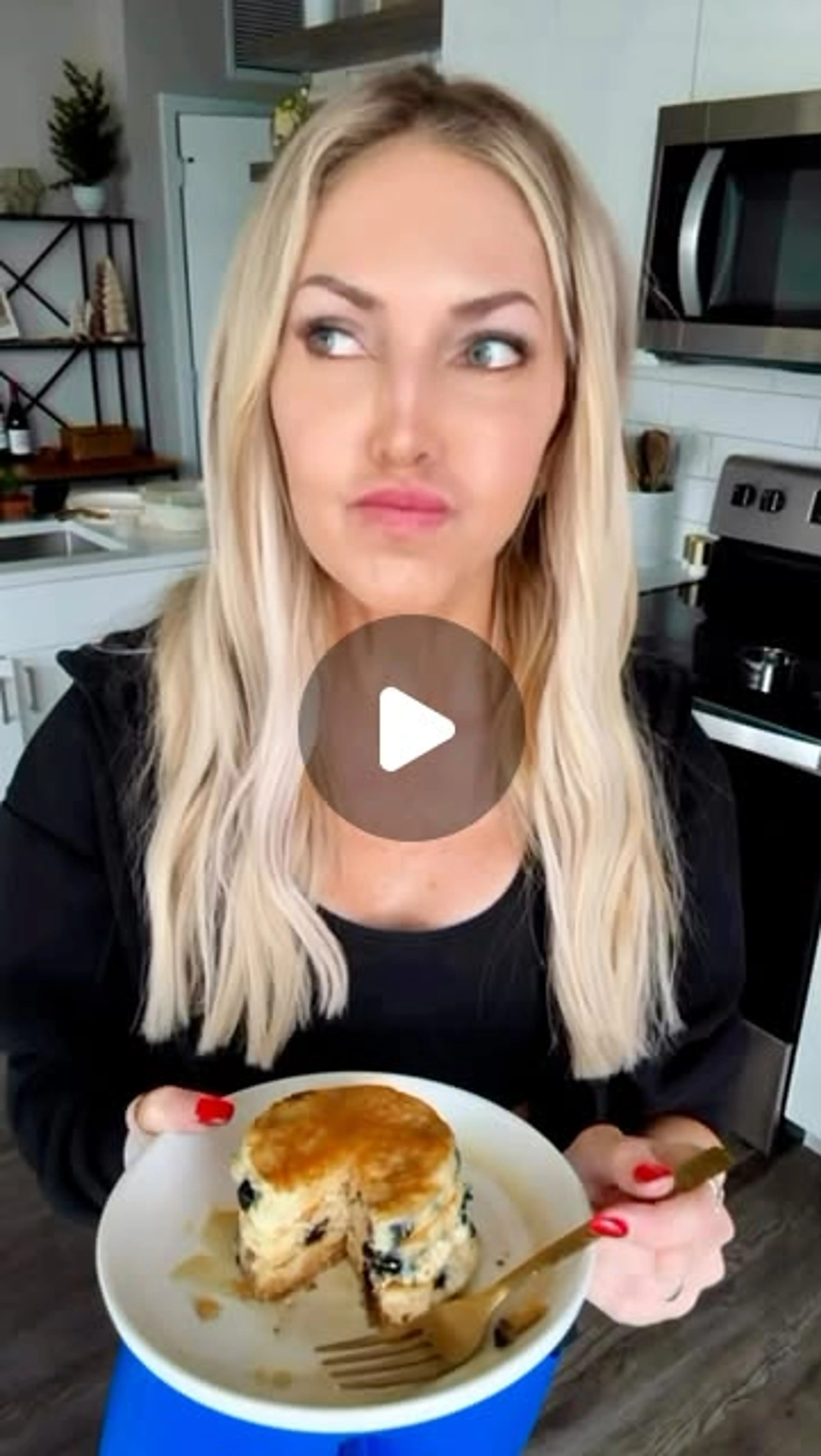Thick and Fluffy Blueberry Protein Pancakes! Your Weekday Mi