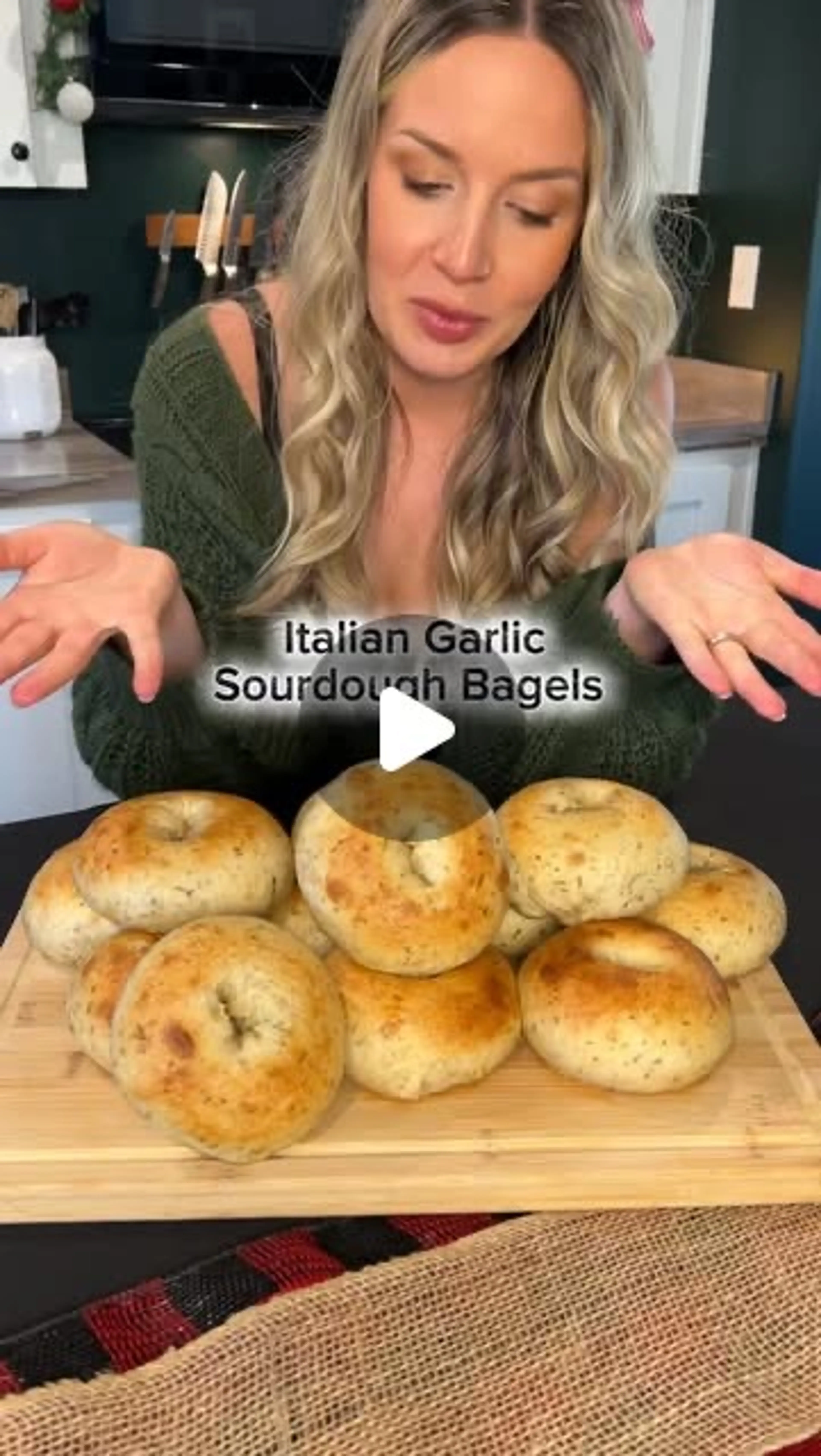 Roasted Garlic Italian Sourdough Bagels