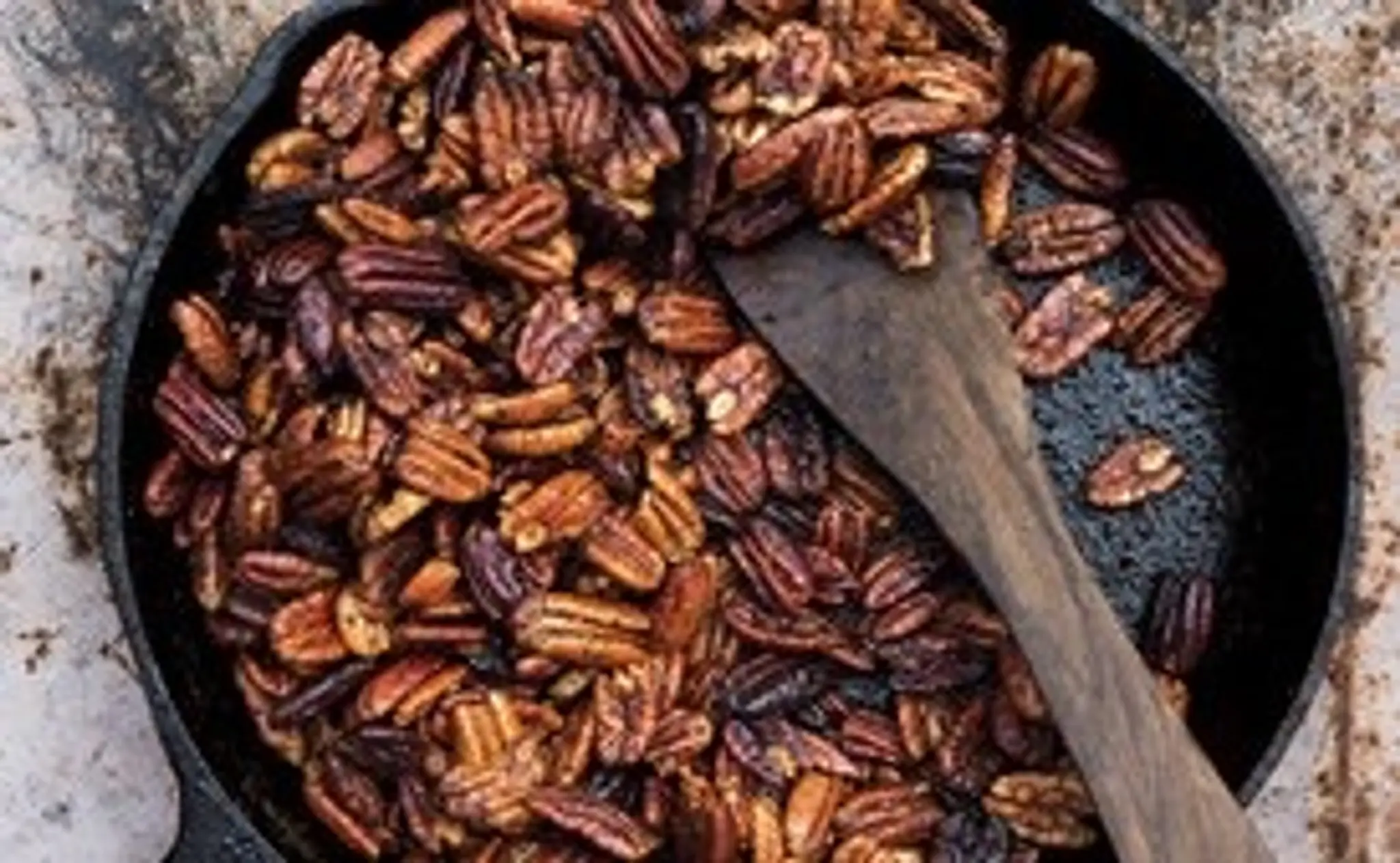 Buttery Cayenne Pecans