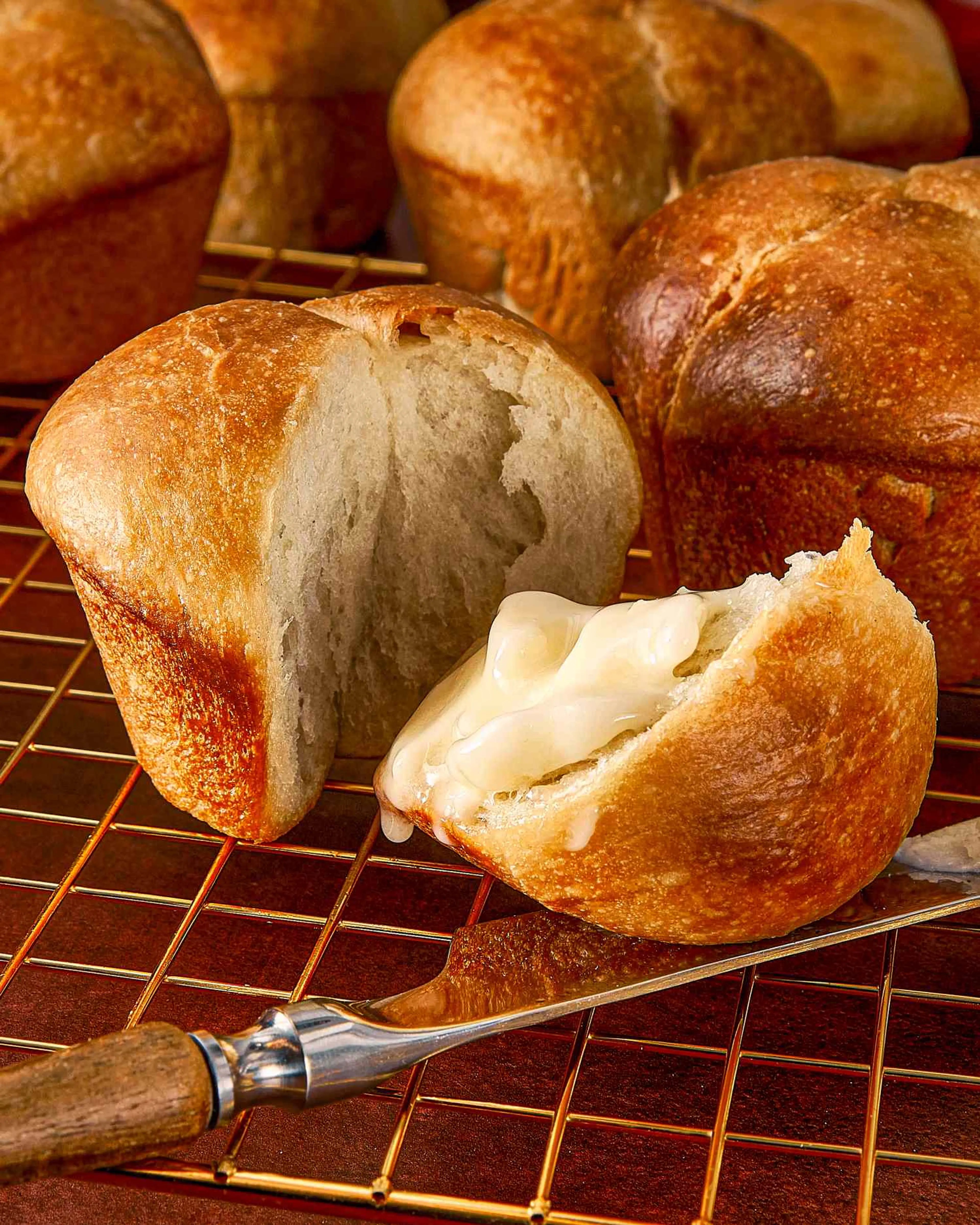 Buttery Pull-Apart Cloverleaf Dinner Rolls
