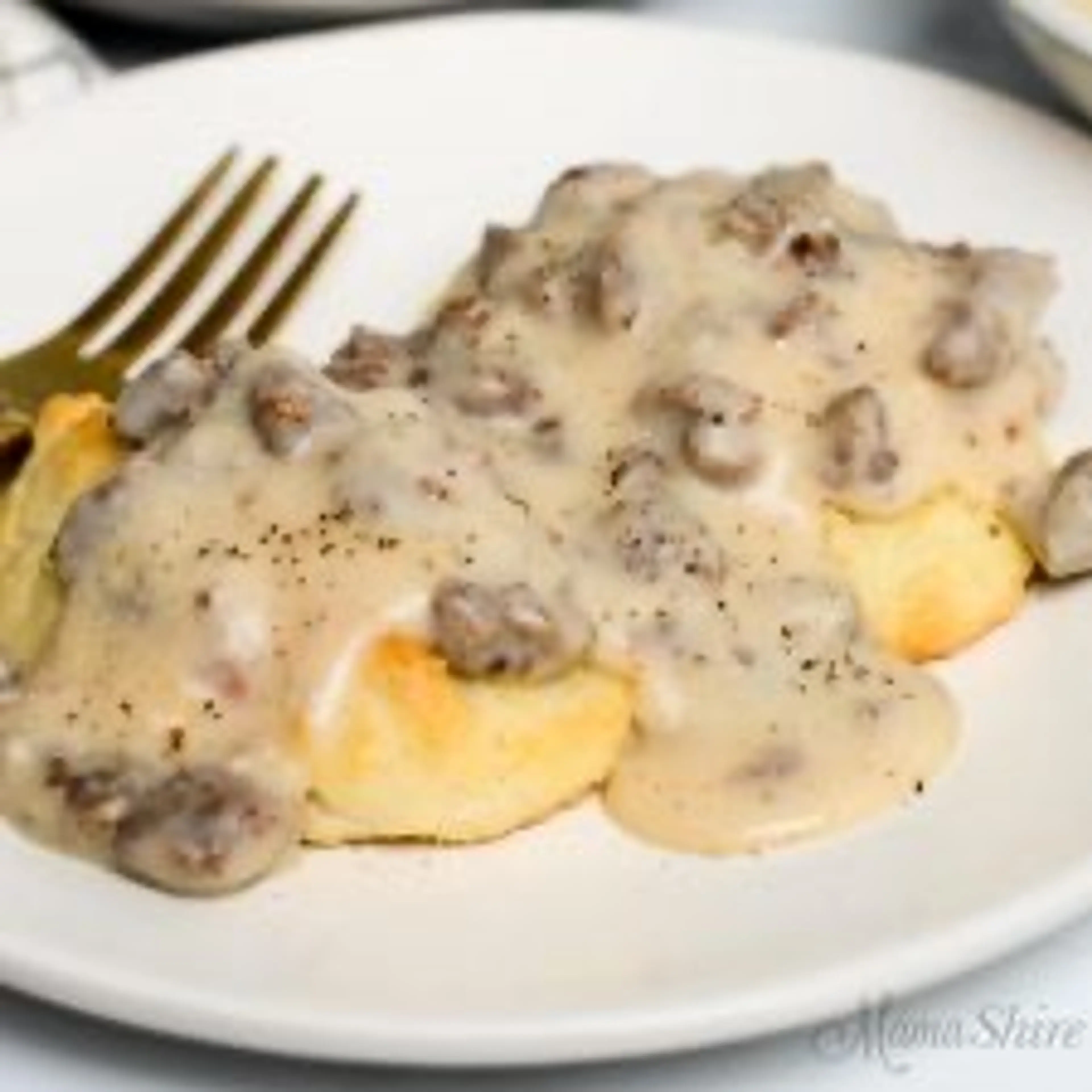 Gluten-Free Sausage Gravy (Dairy-Free)