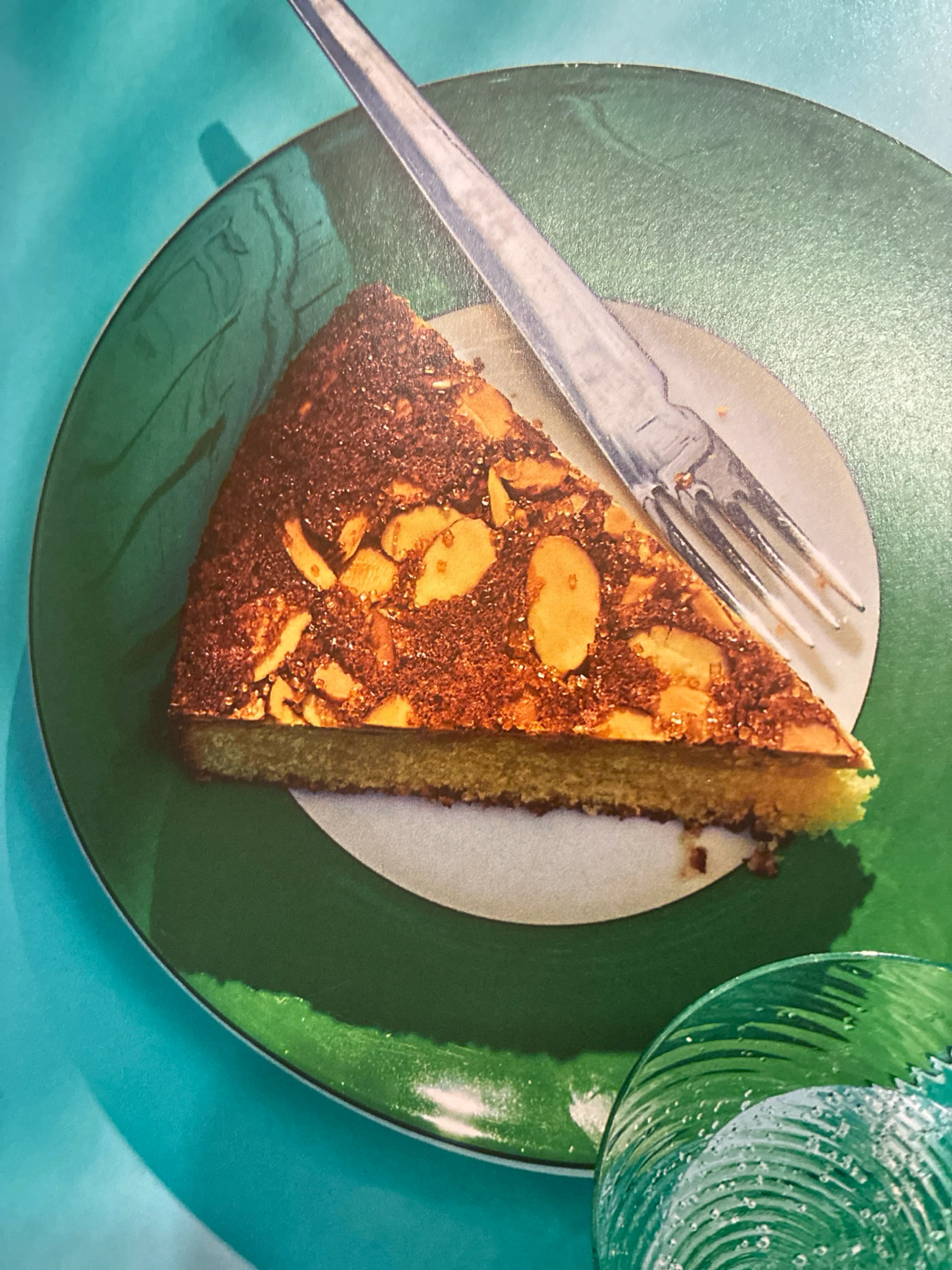 Crunchy Almond Cake
