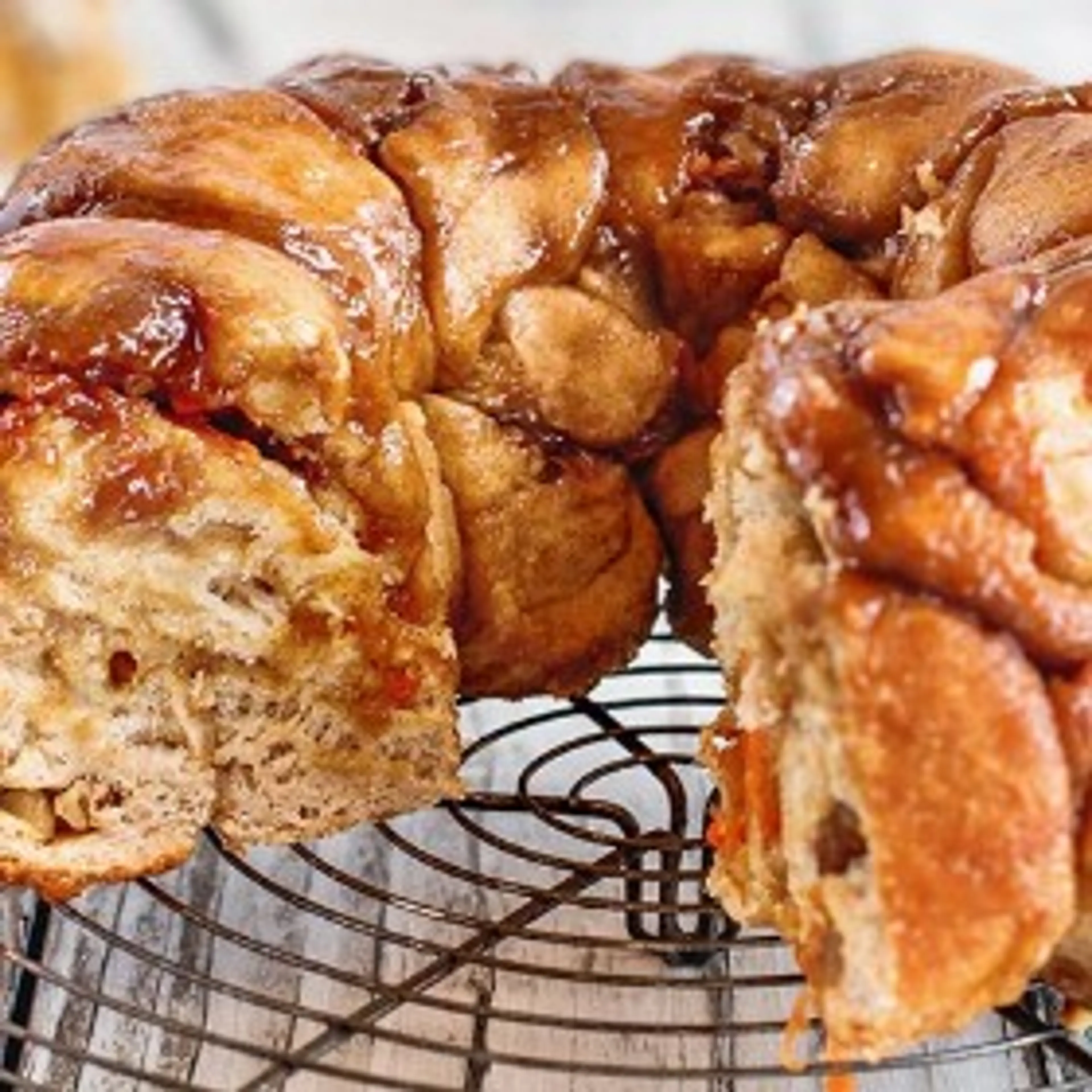 Cinnamon-Pecan Monkey Bread