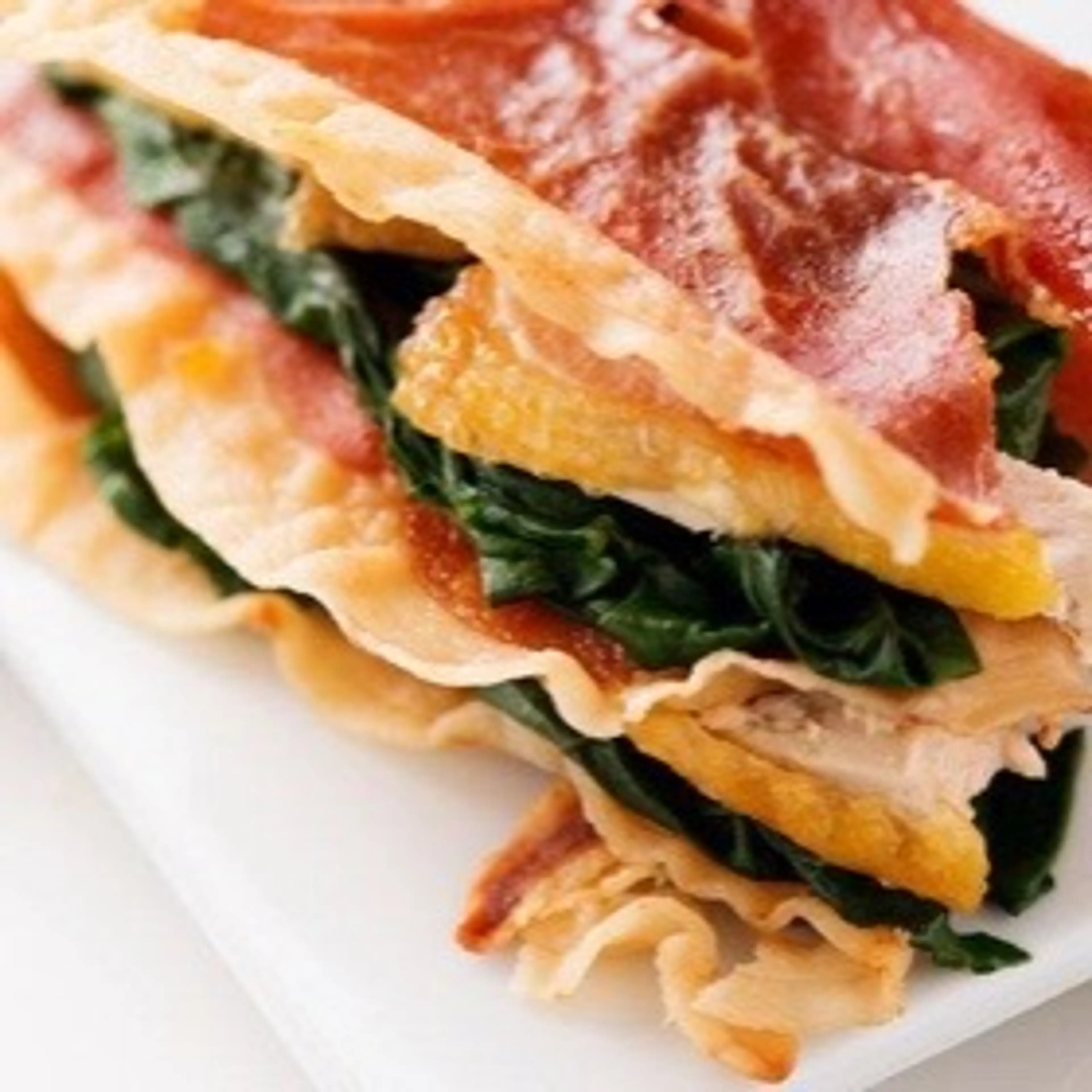 Millefeuille De Croustilles De Jambon Et Filet De Pintade, C