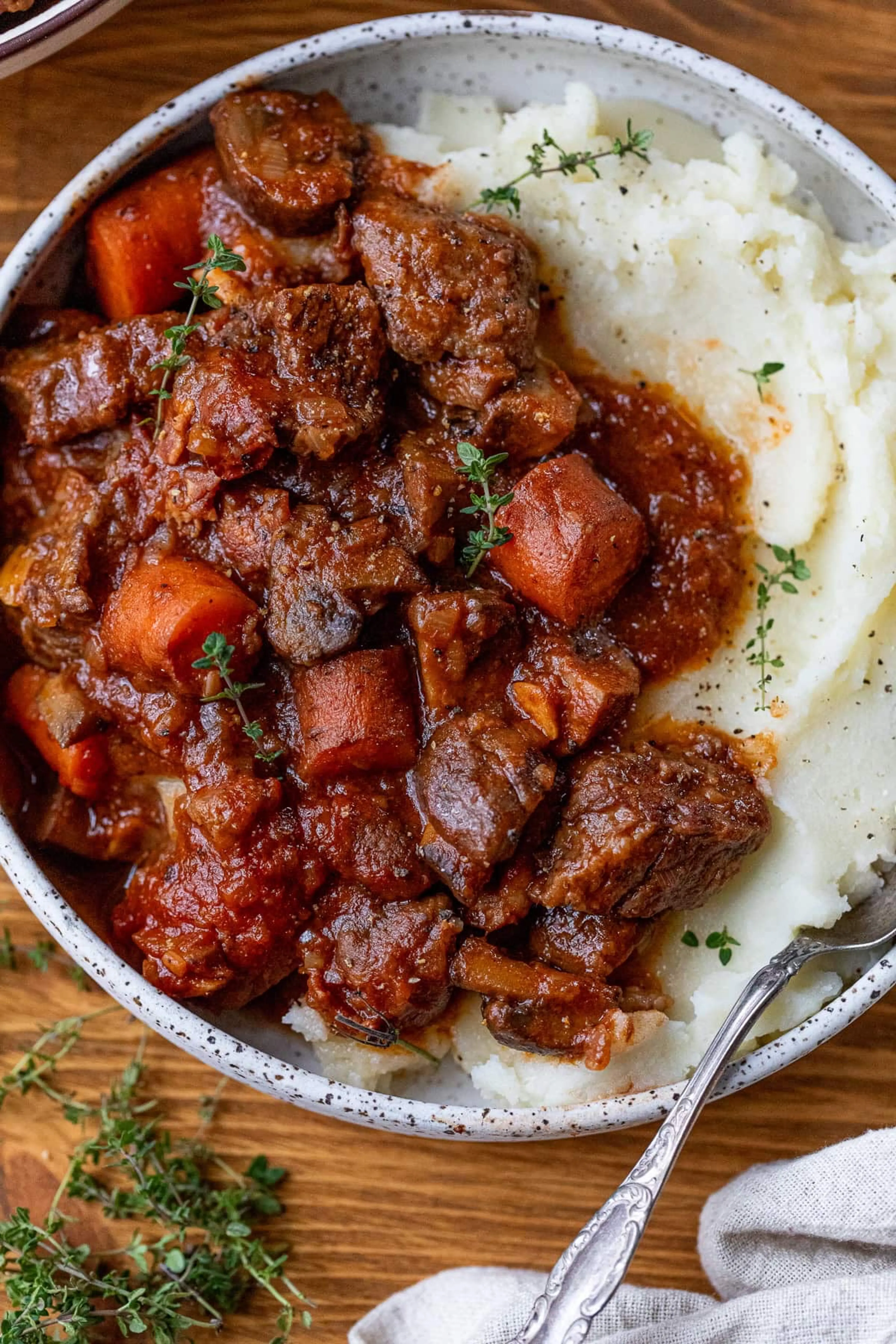 Slow Cooker Beef Bourguignon Recipe