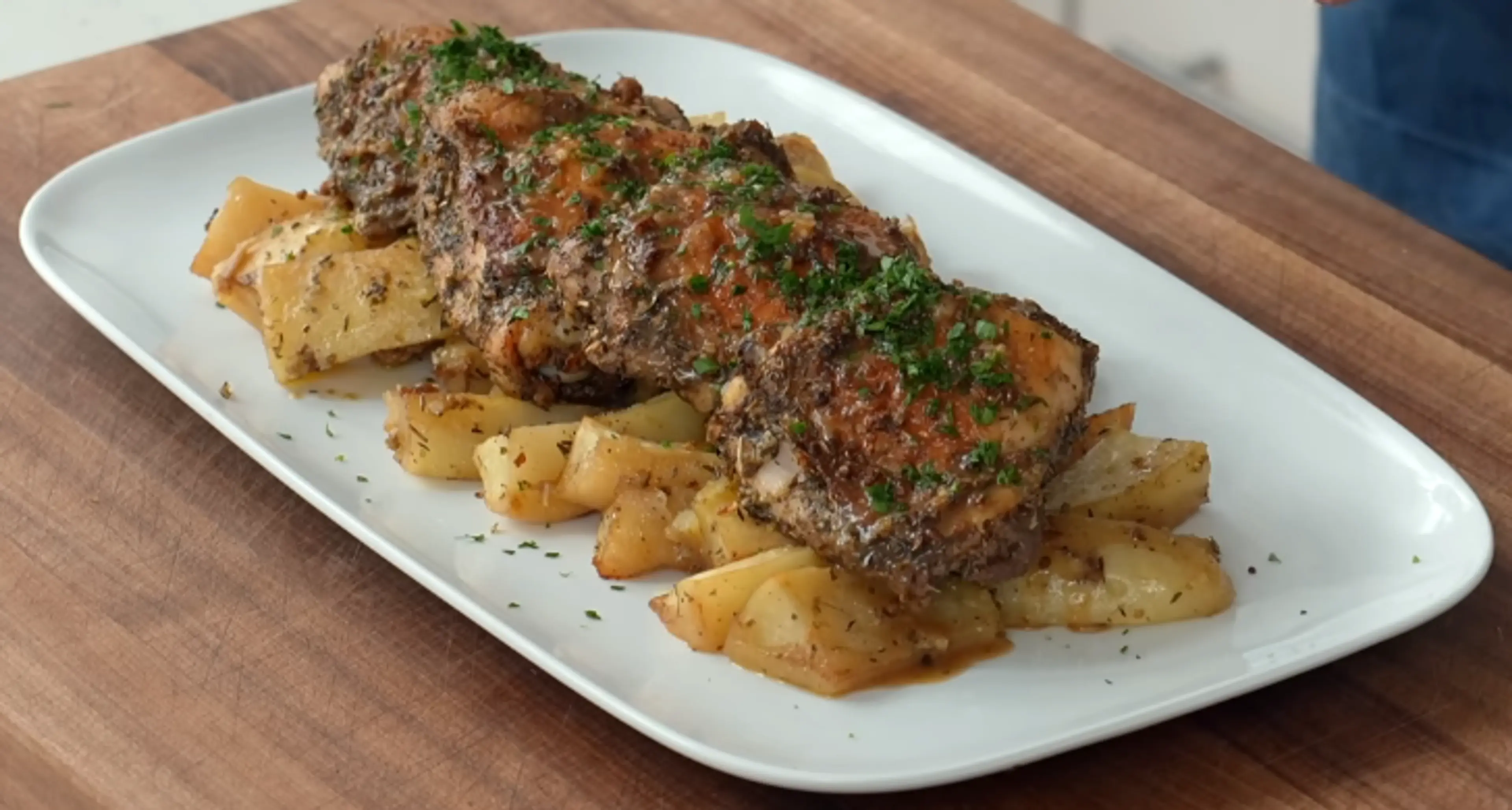 Chicken, Greek w/Roasted Potatoes