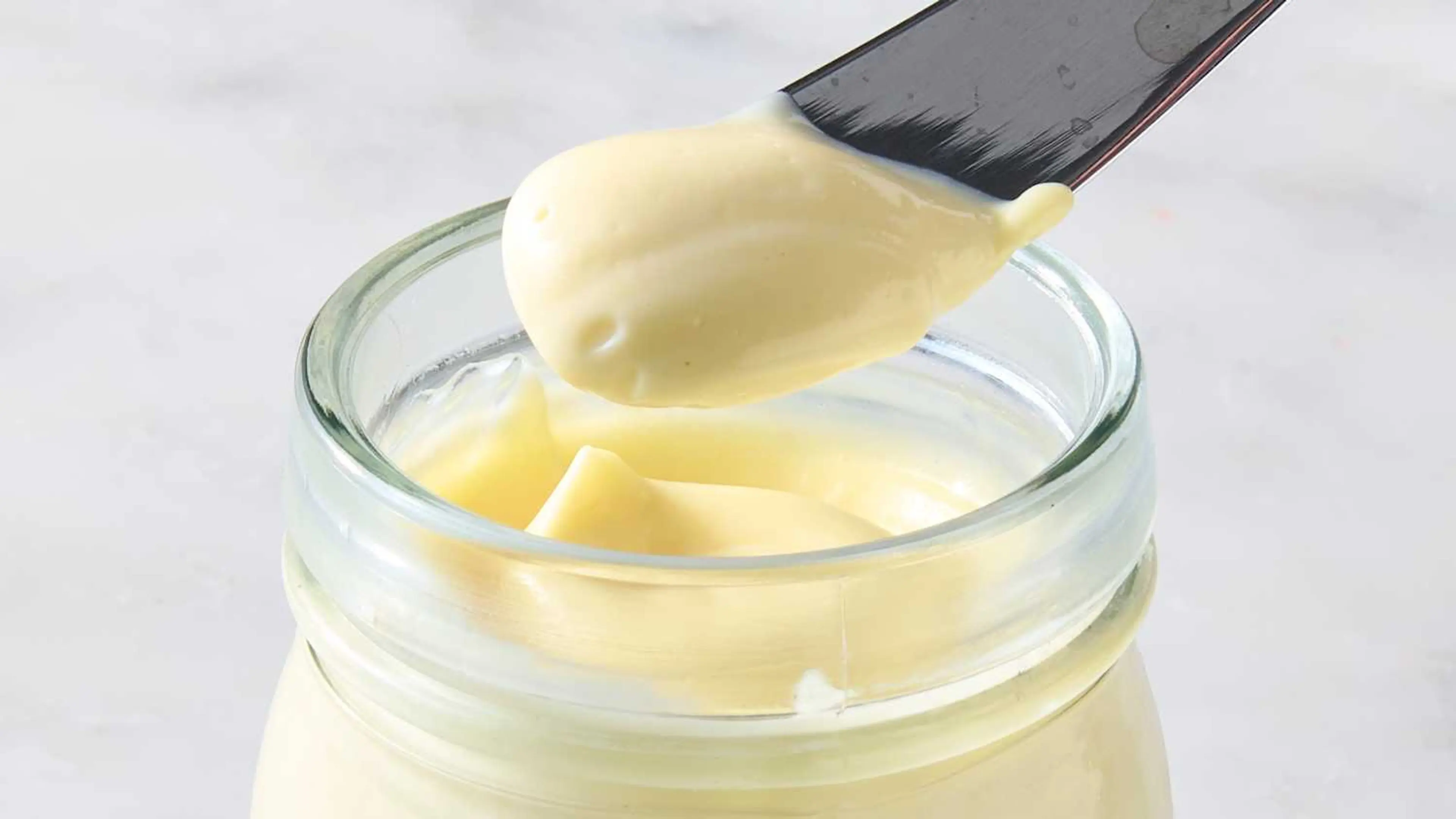 Easy Homemade Mayonnaise