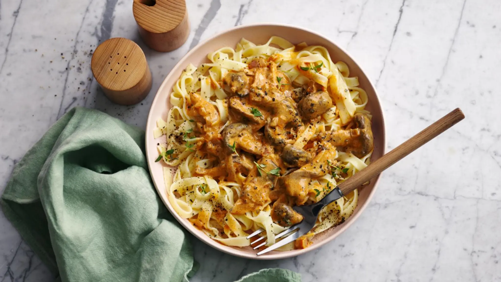 Vegan mushroom stroganoff