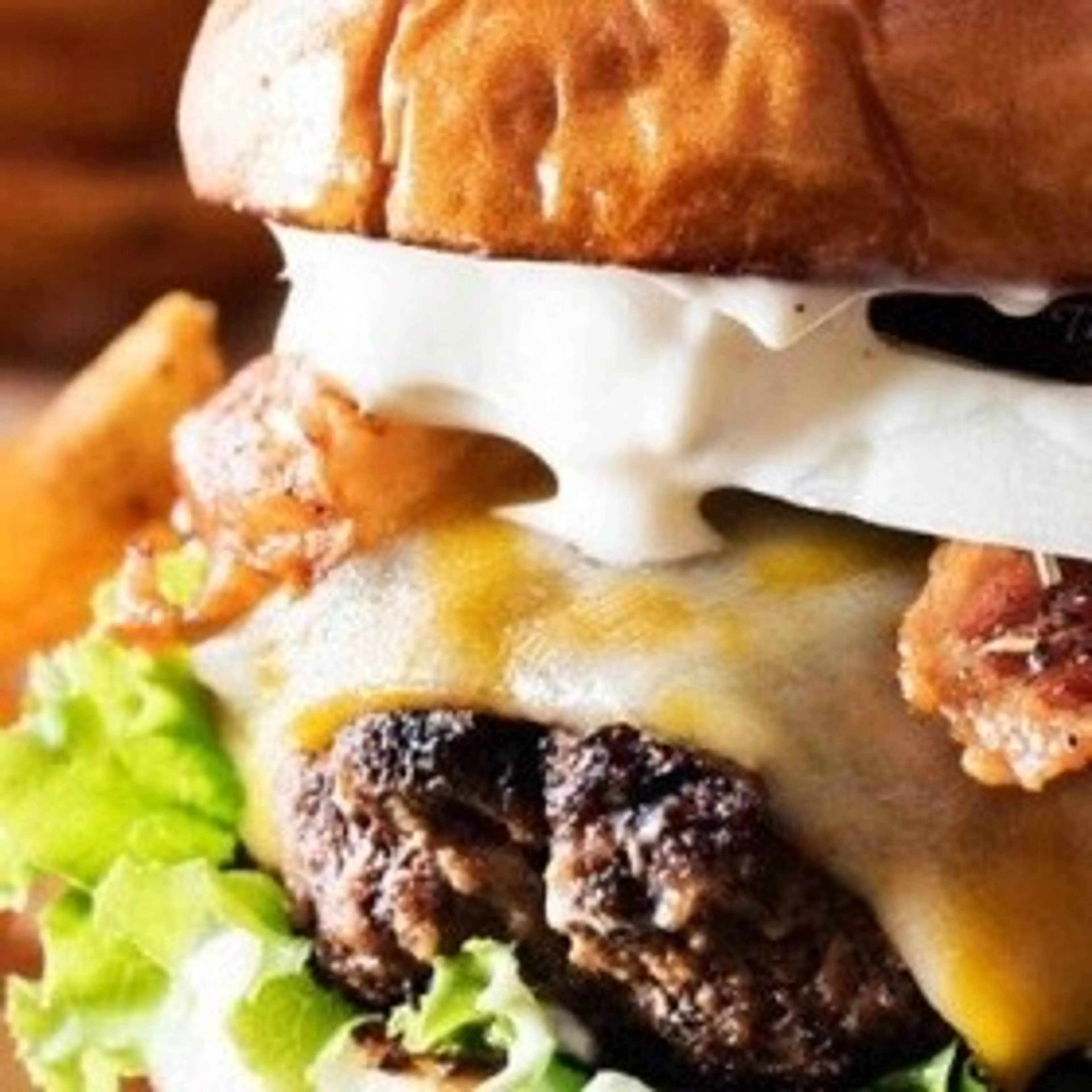 Pepper Crusted Bacon Cheeseburgers
