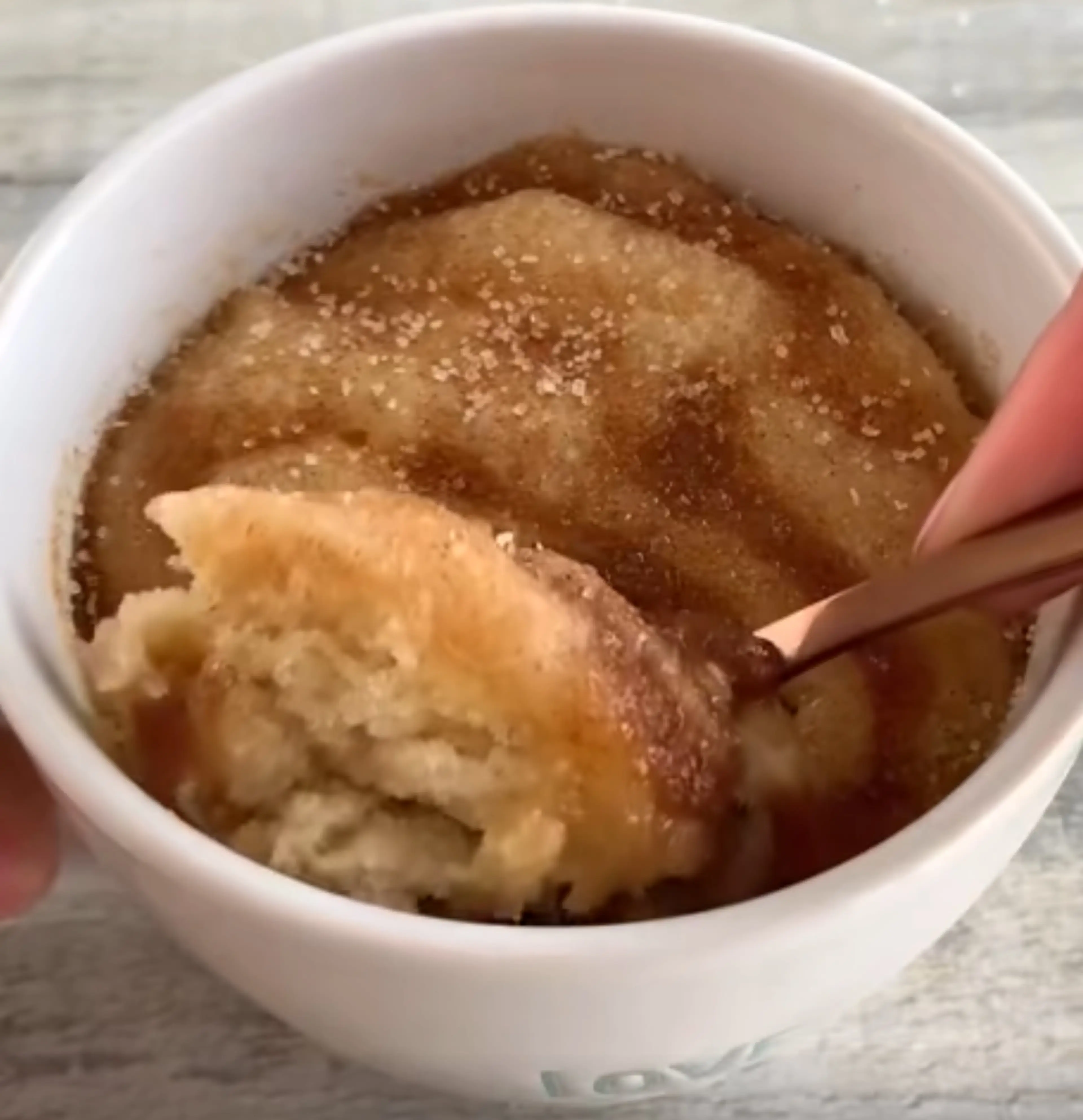 Cinnamon Roll Mug Cake