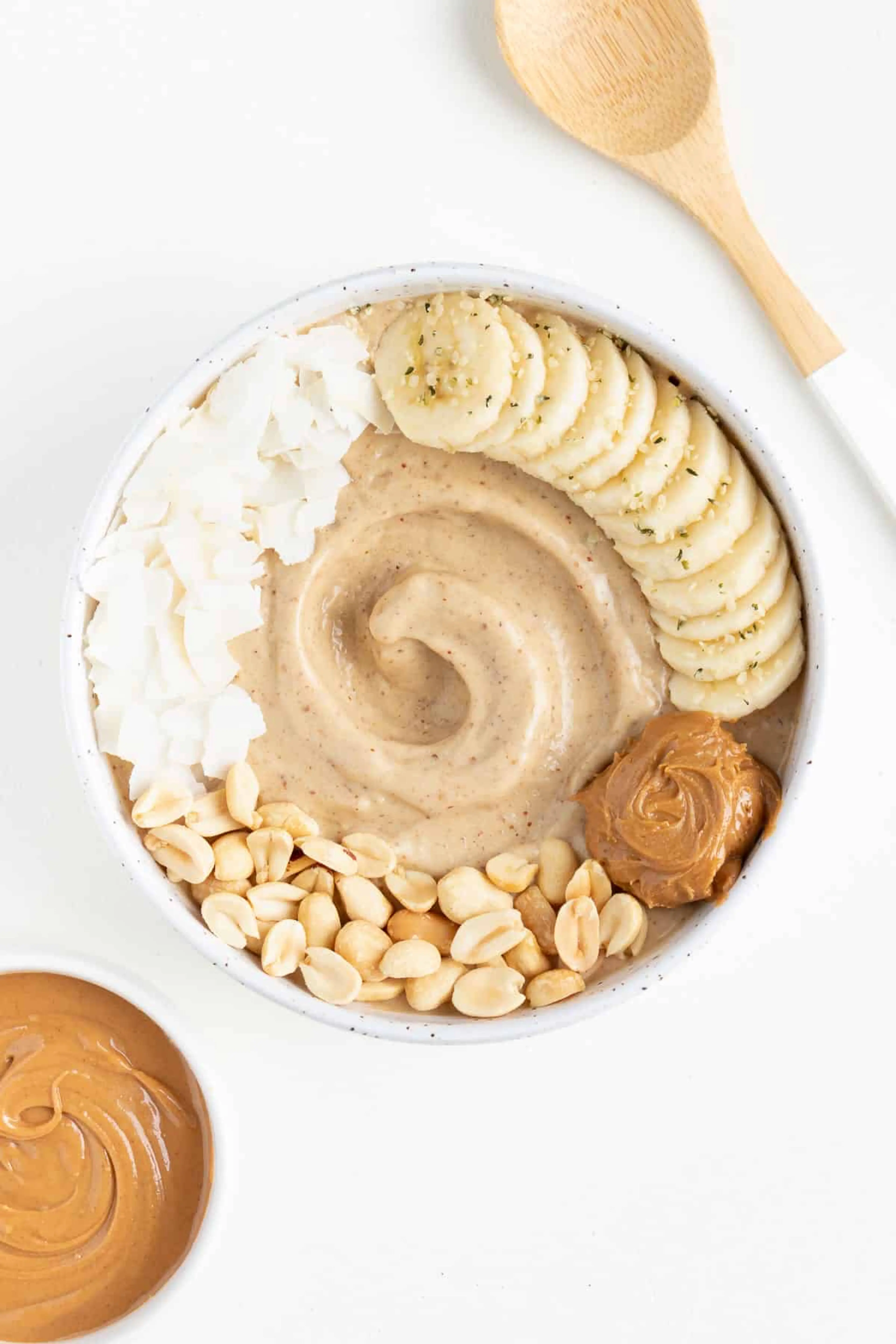 Banana & Peanut Butter Smoothie Bowl