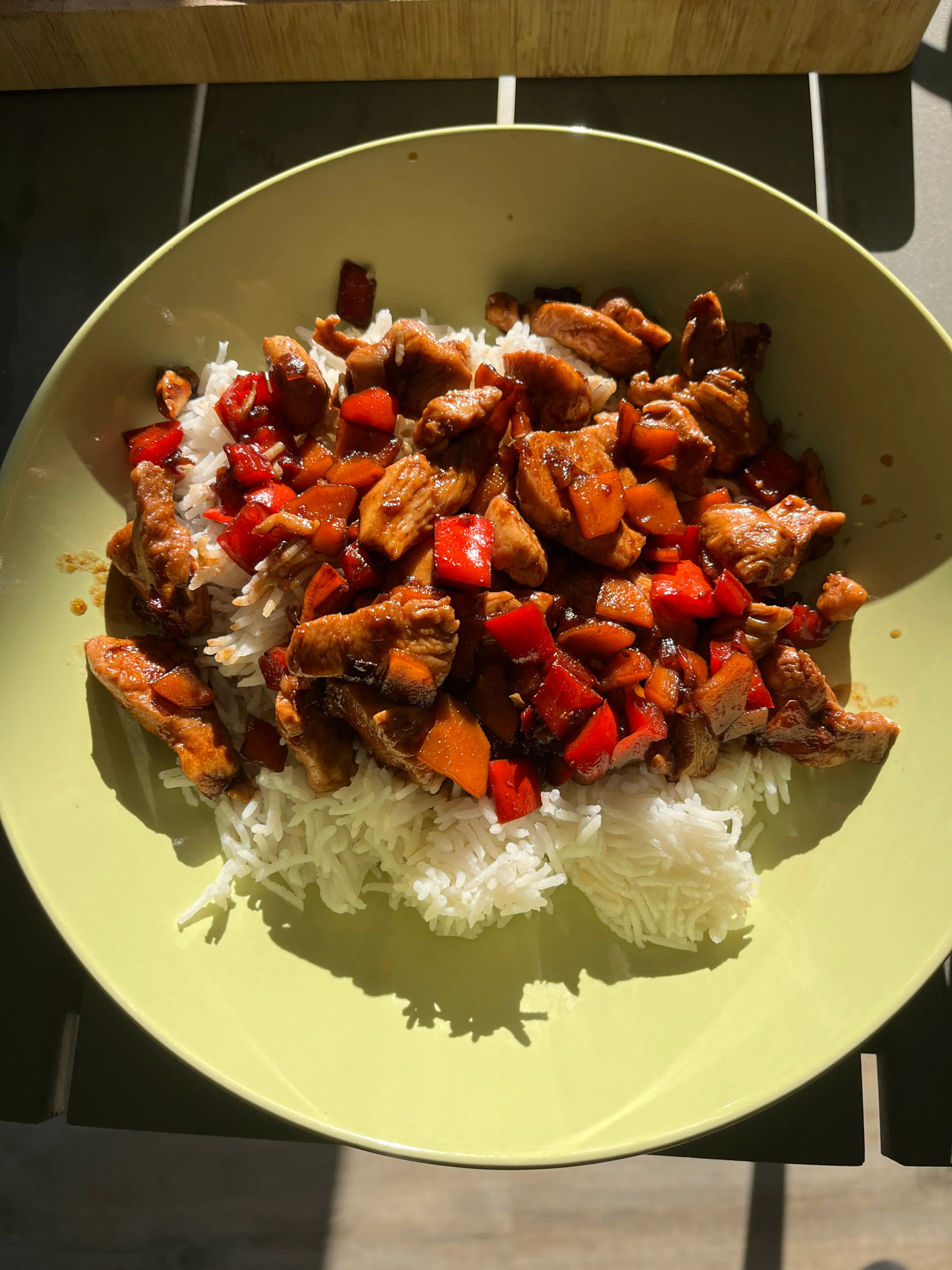 Chicken-Vegetable Stir-Fry with Bell Pepper, Carrot & Zucchi